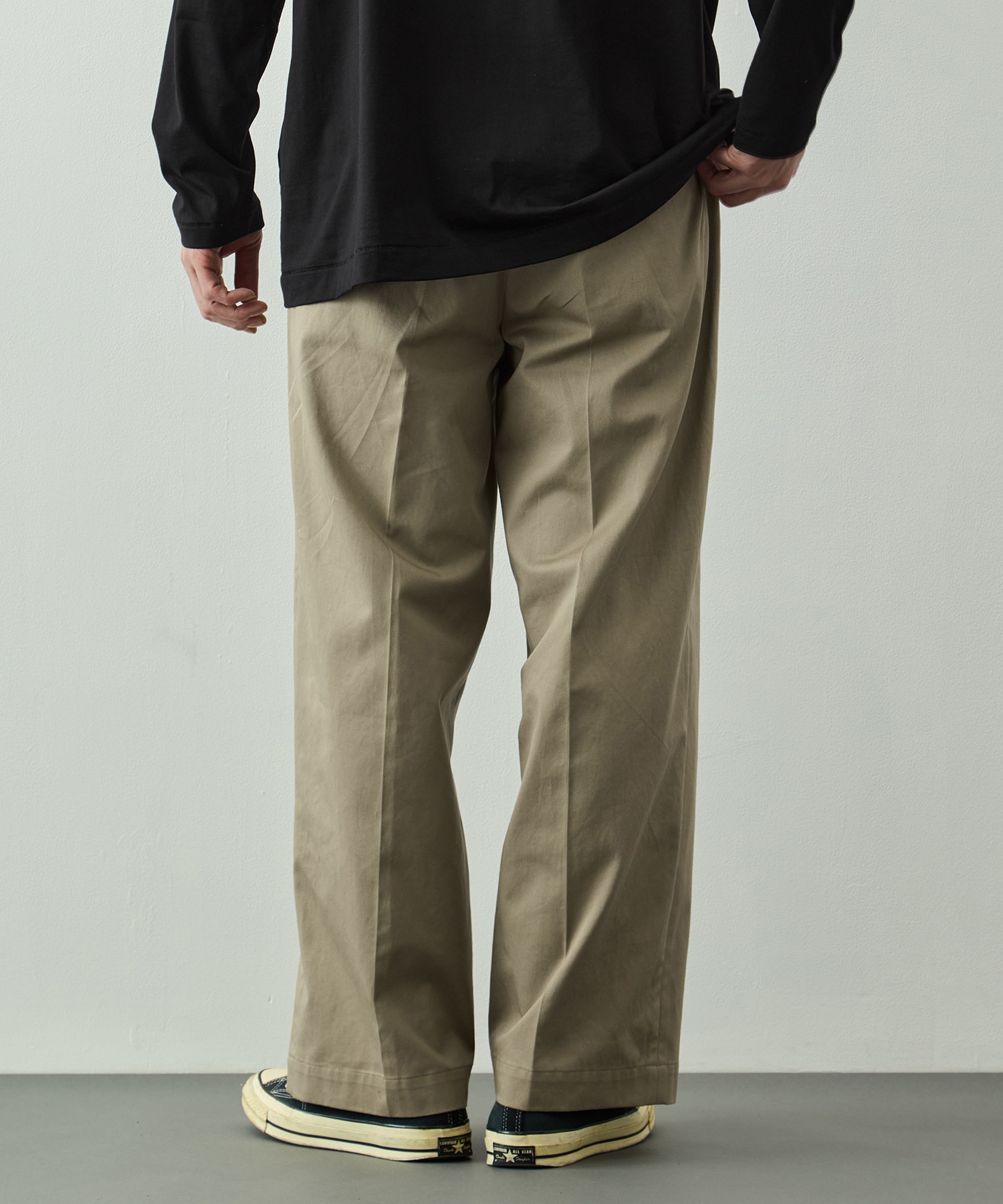 Classic Chino Pants blurhmsROOTSTOCK