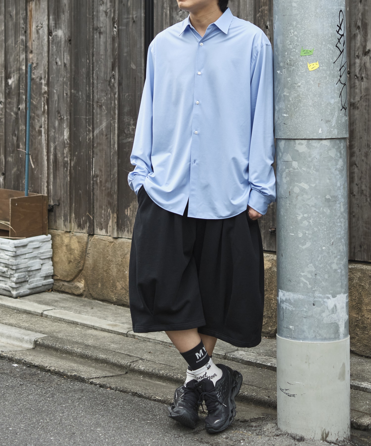 Pleated Balloon Sweat Shorts KHOKI