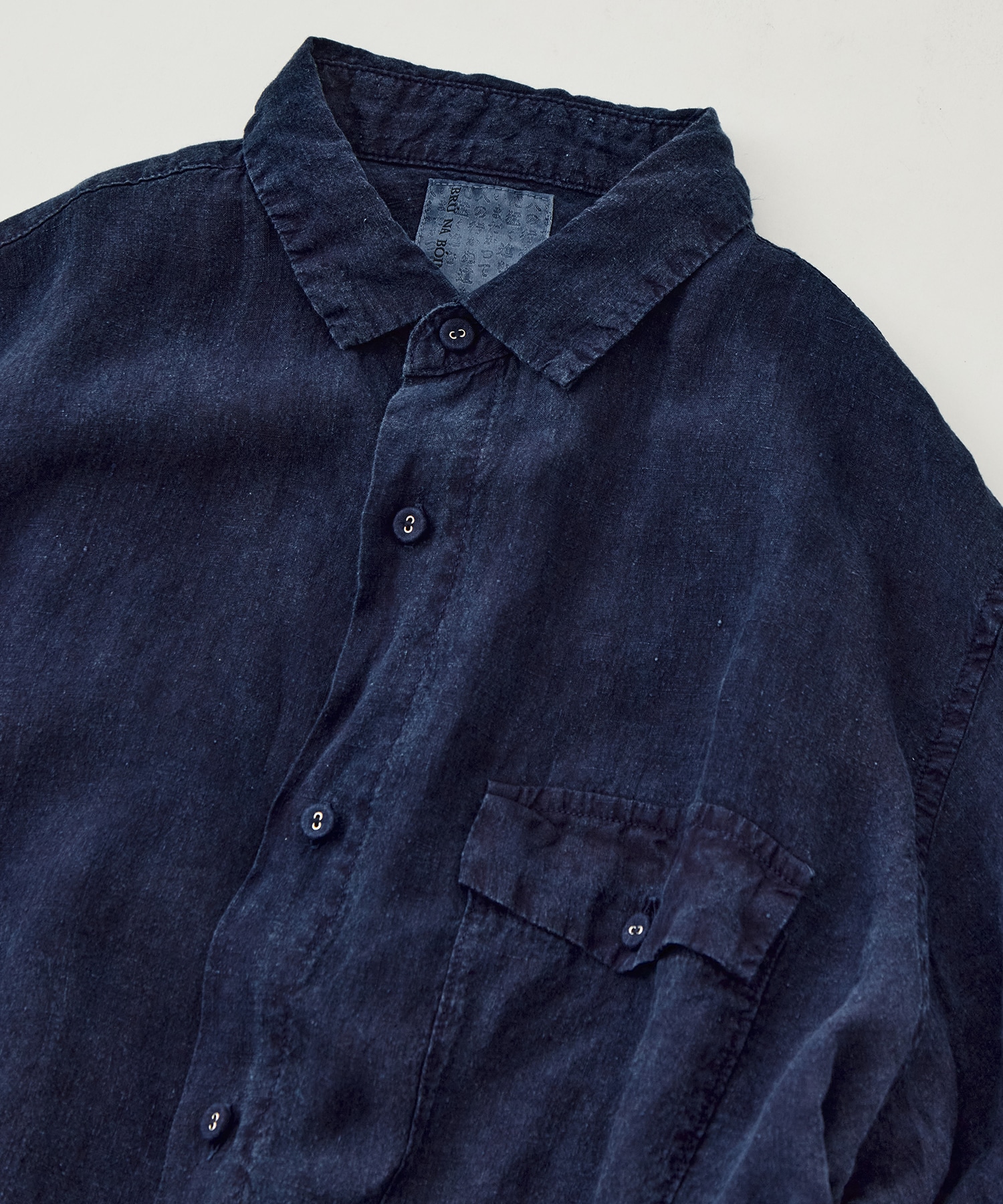 グランパリネンシャツINDIGO BRU NA BOINNE