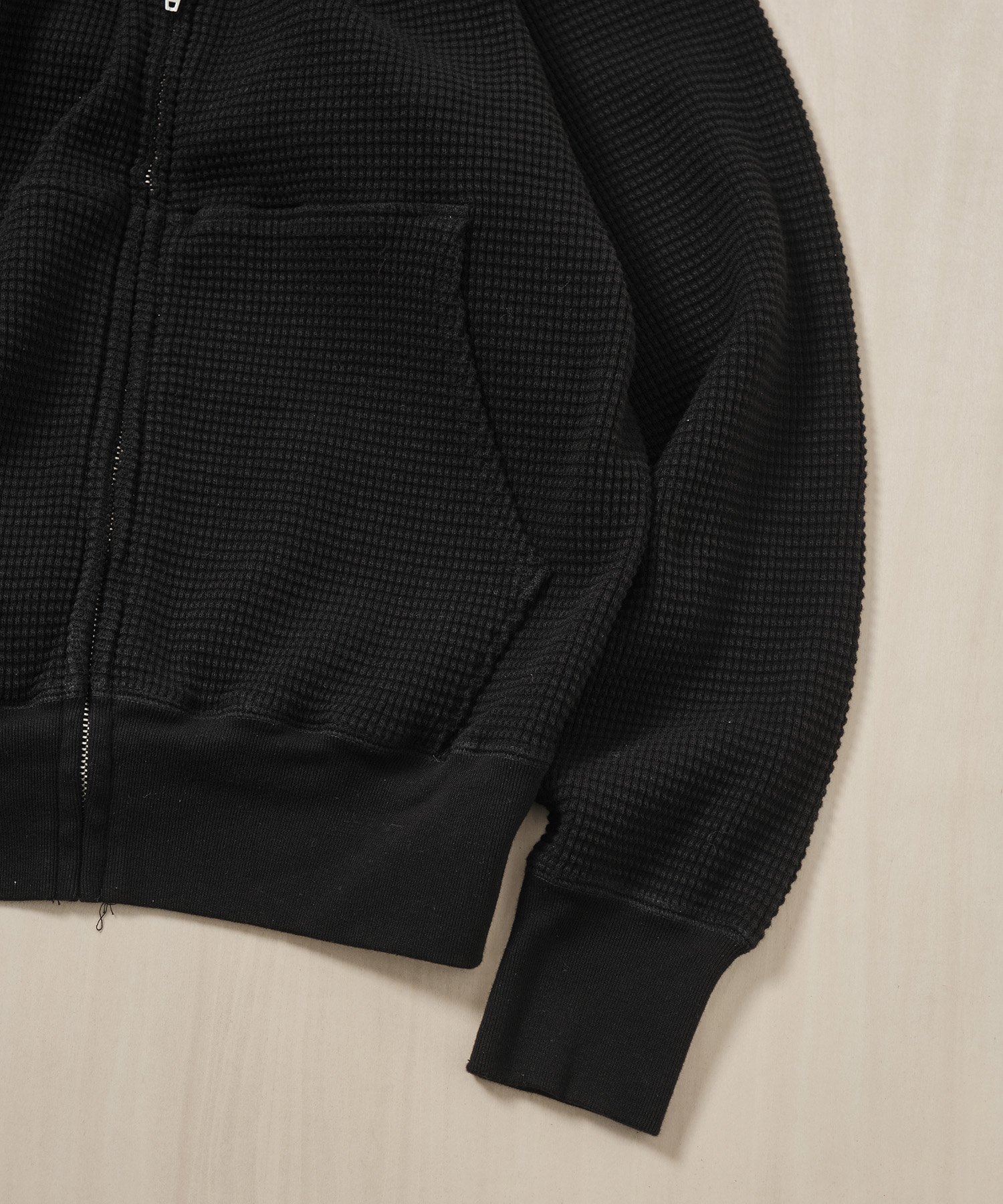 WAFFLE SWEAT HOODED ZIP MASSES