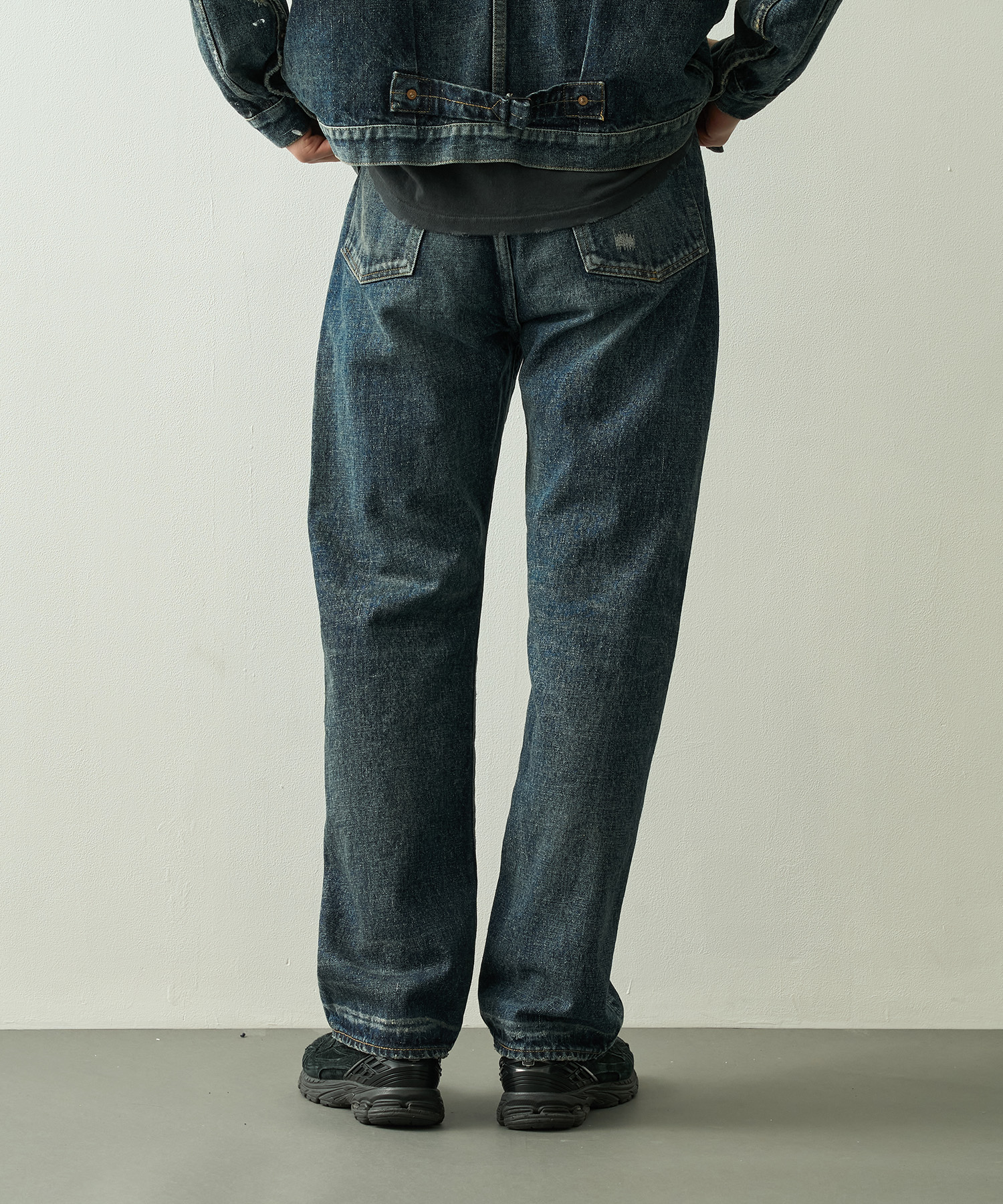 #002 1942 LV JEANS New Manual