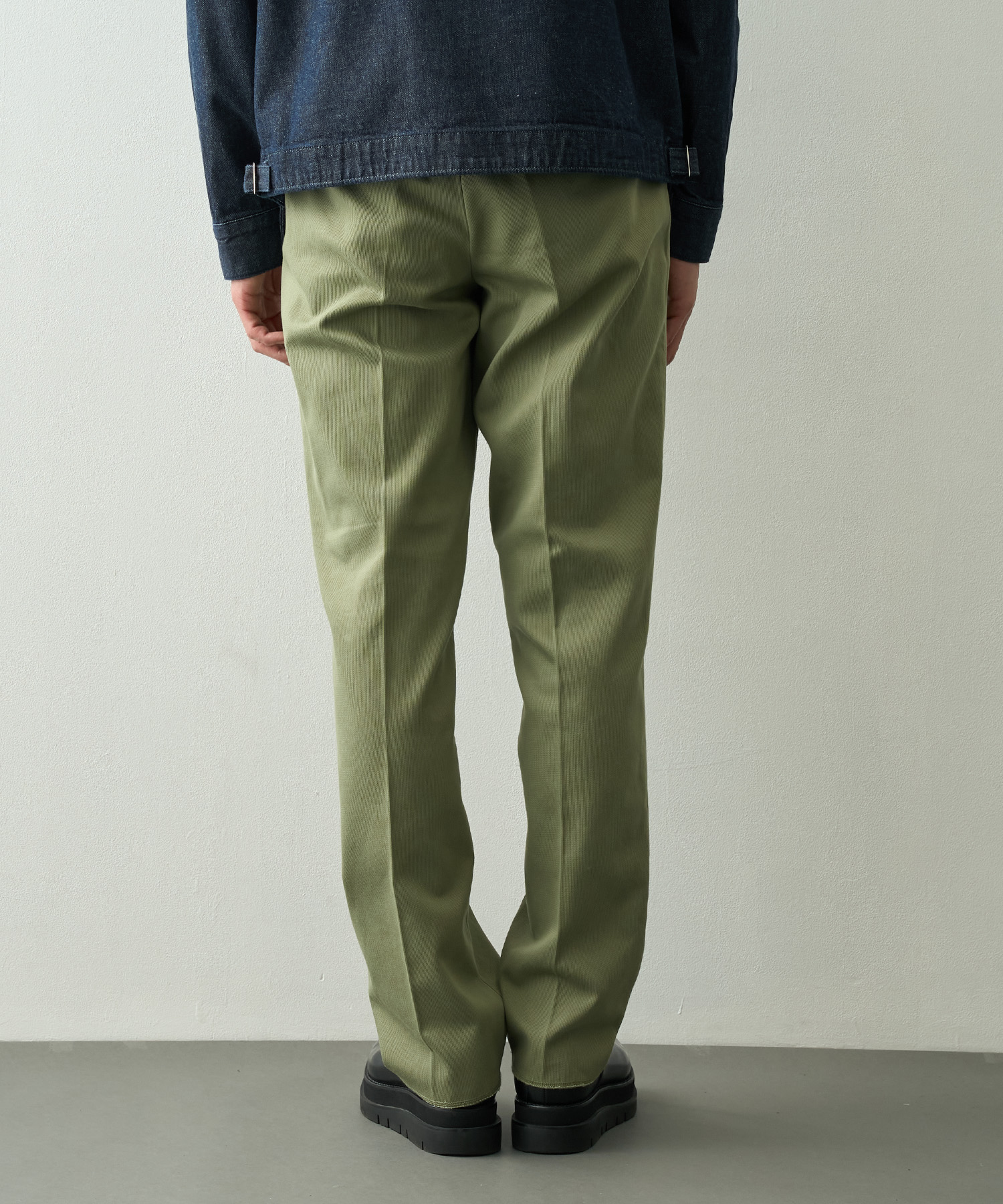 WESTERN PANTS MASSES