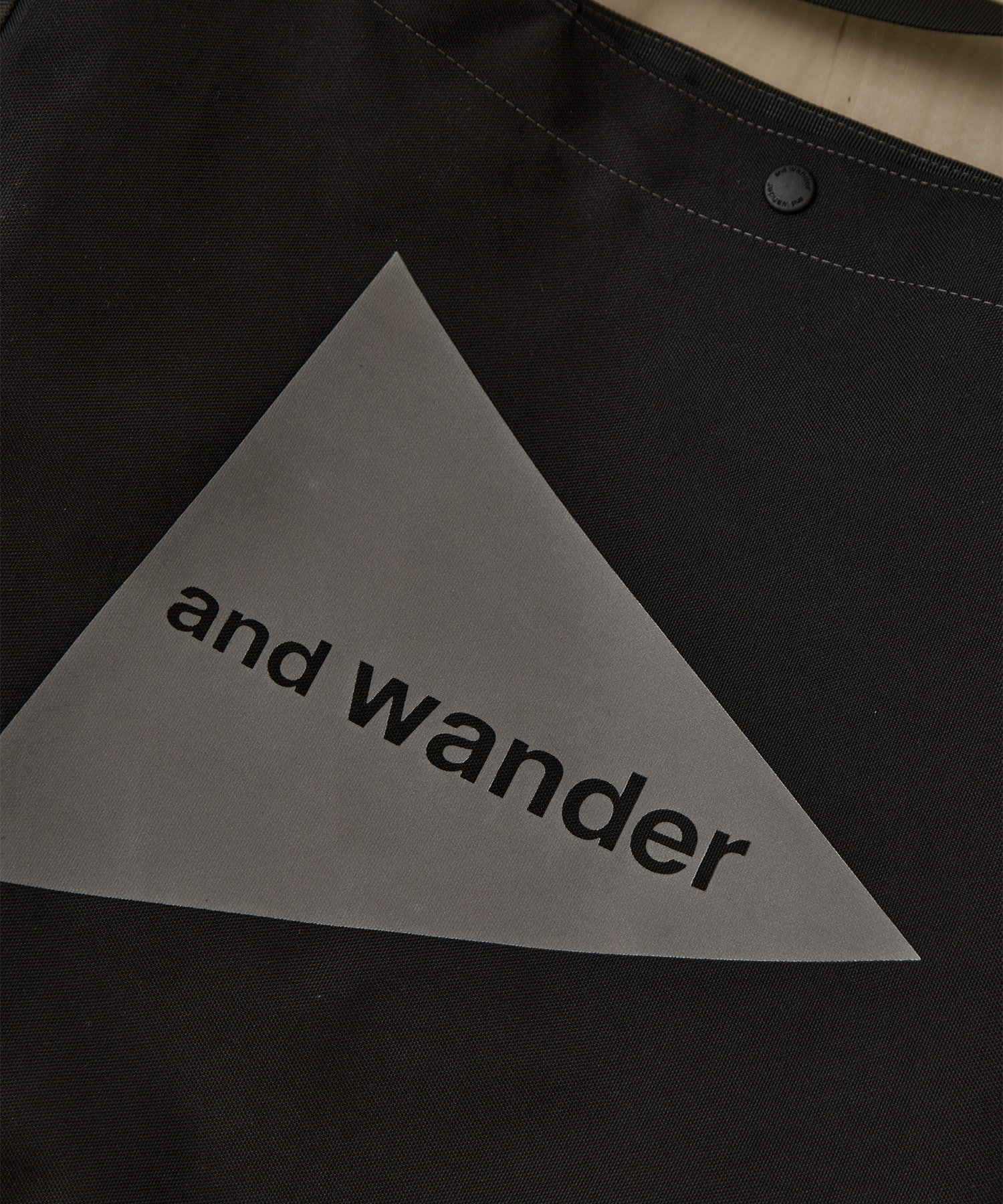 recycle OX logo tote bag and wander