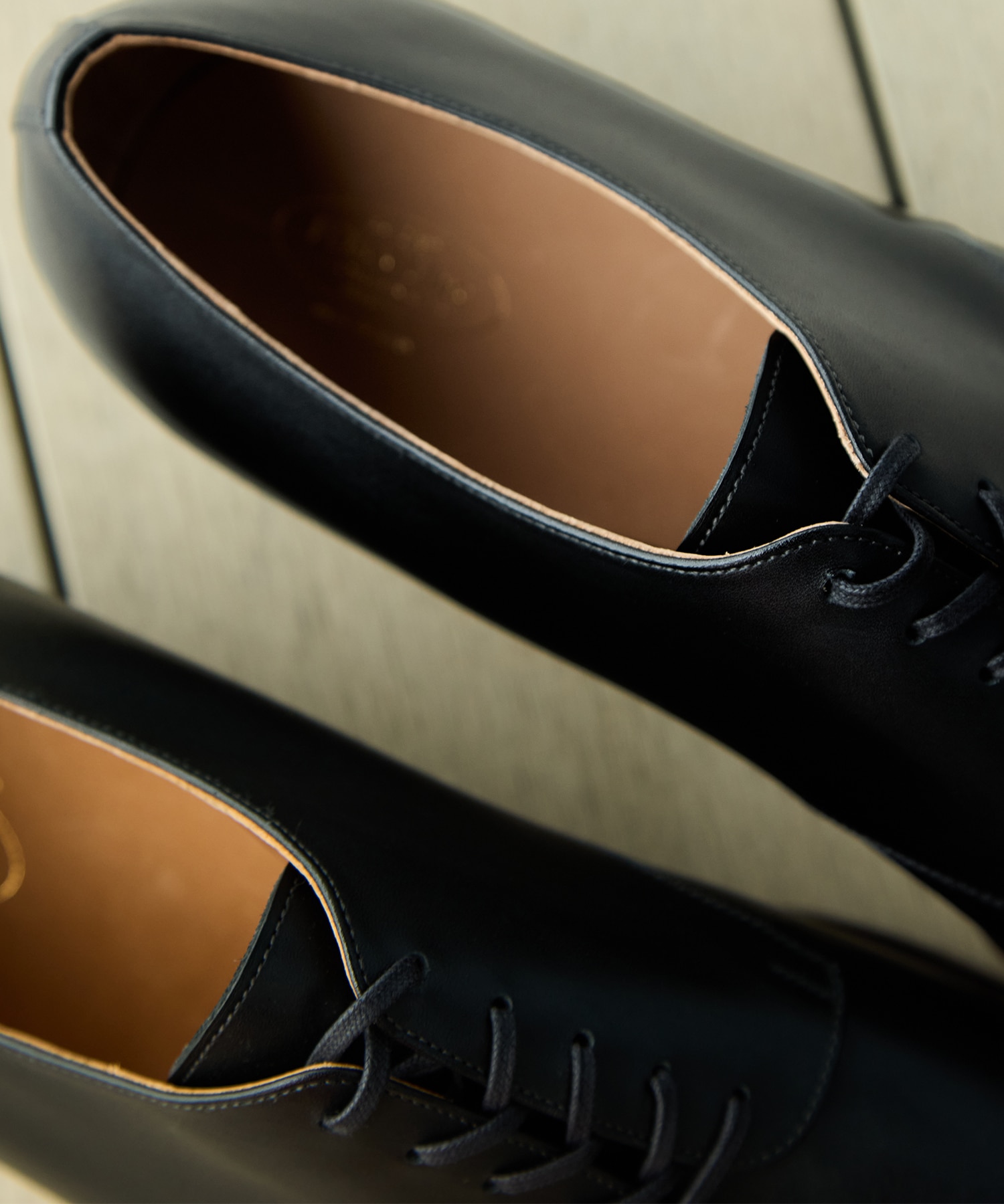 Blucher plain toe forme