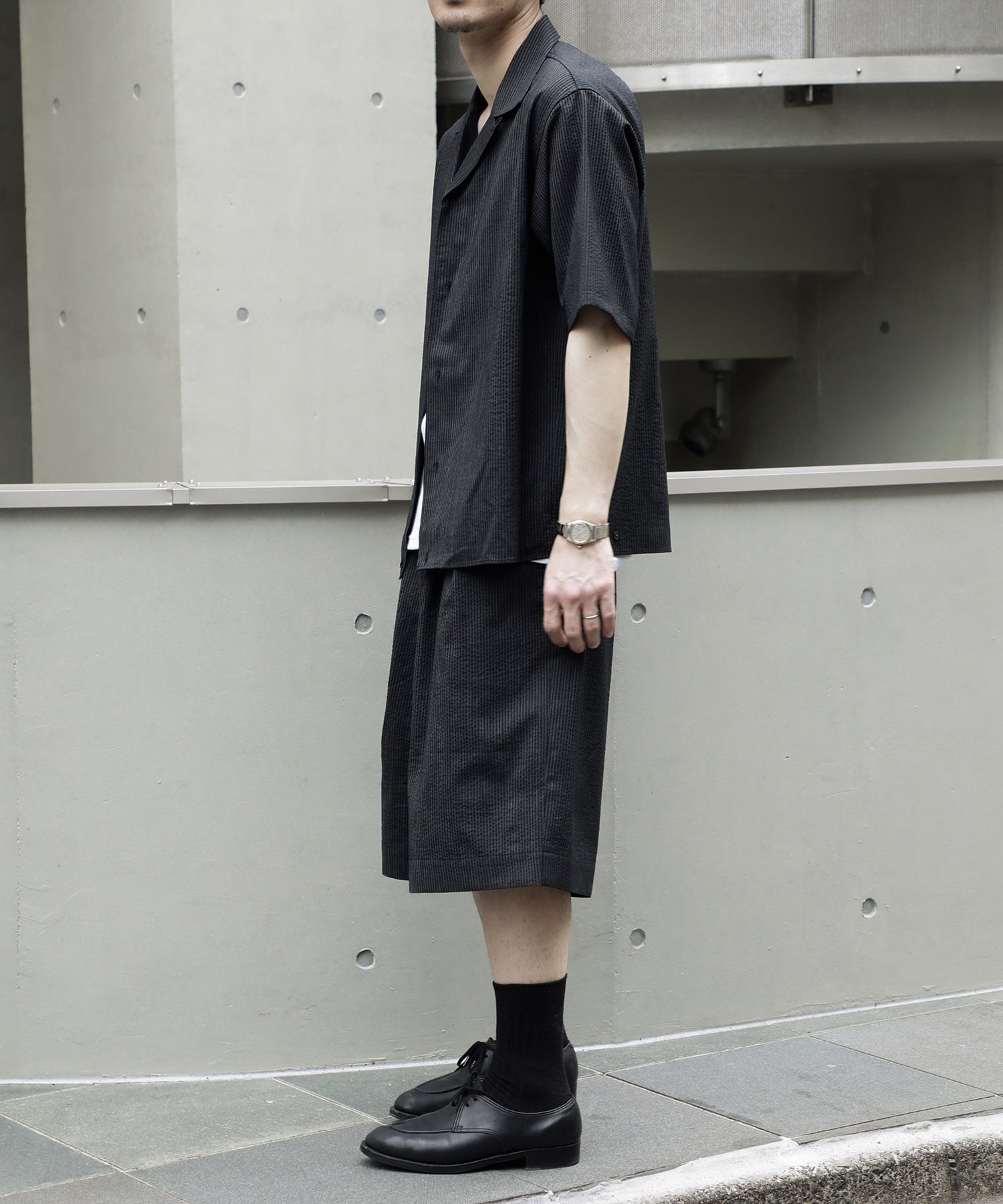DOUBLE TUCK SHORTS marka