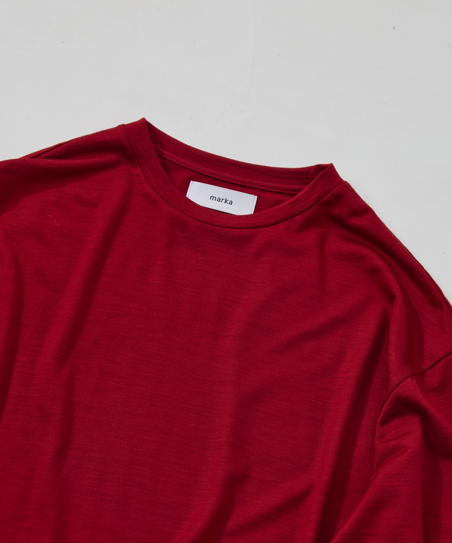 CREW NECK L/S TEE marka