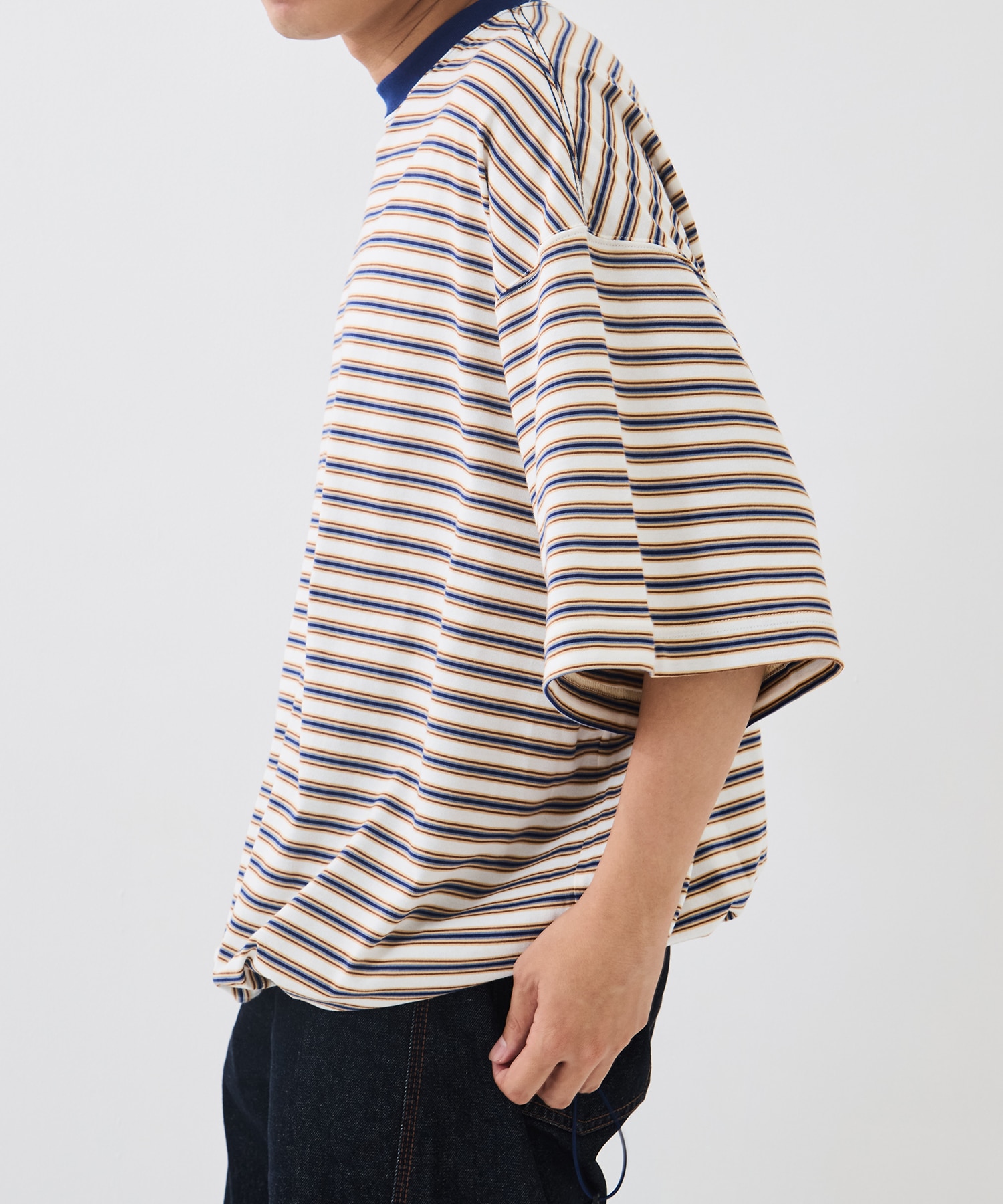 Balloon Border Short-sleeve T-Shirt is-ness