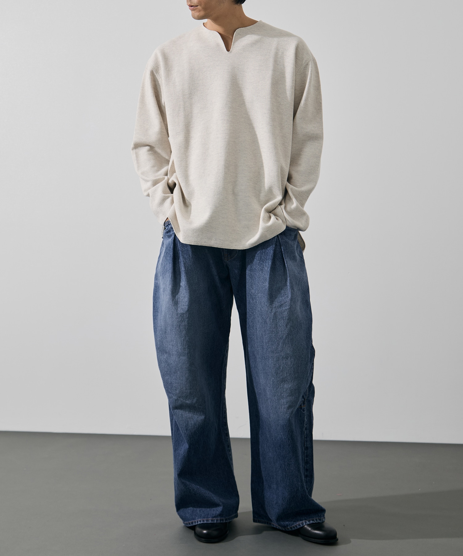 3D cutting denim pants KHOKI