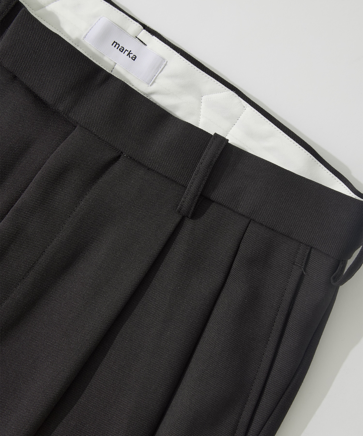 DOUBLE PLEATED BUGGY TROUSERS marka