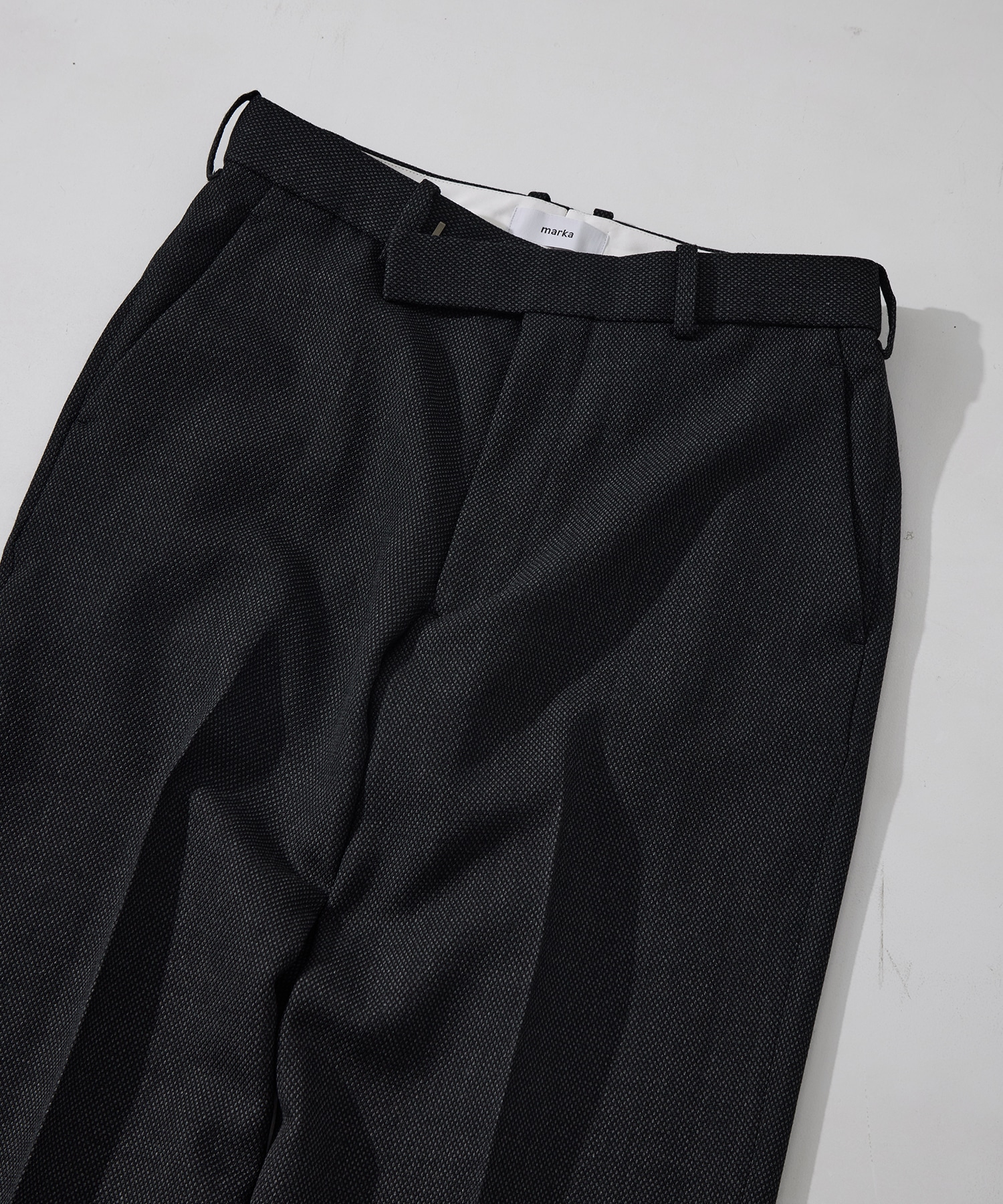 REGULAR FIT STRAIGHT TROUSERS marka