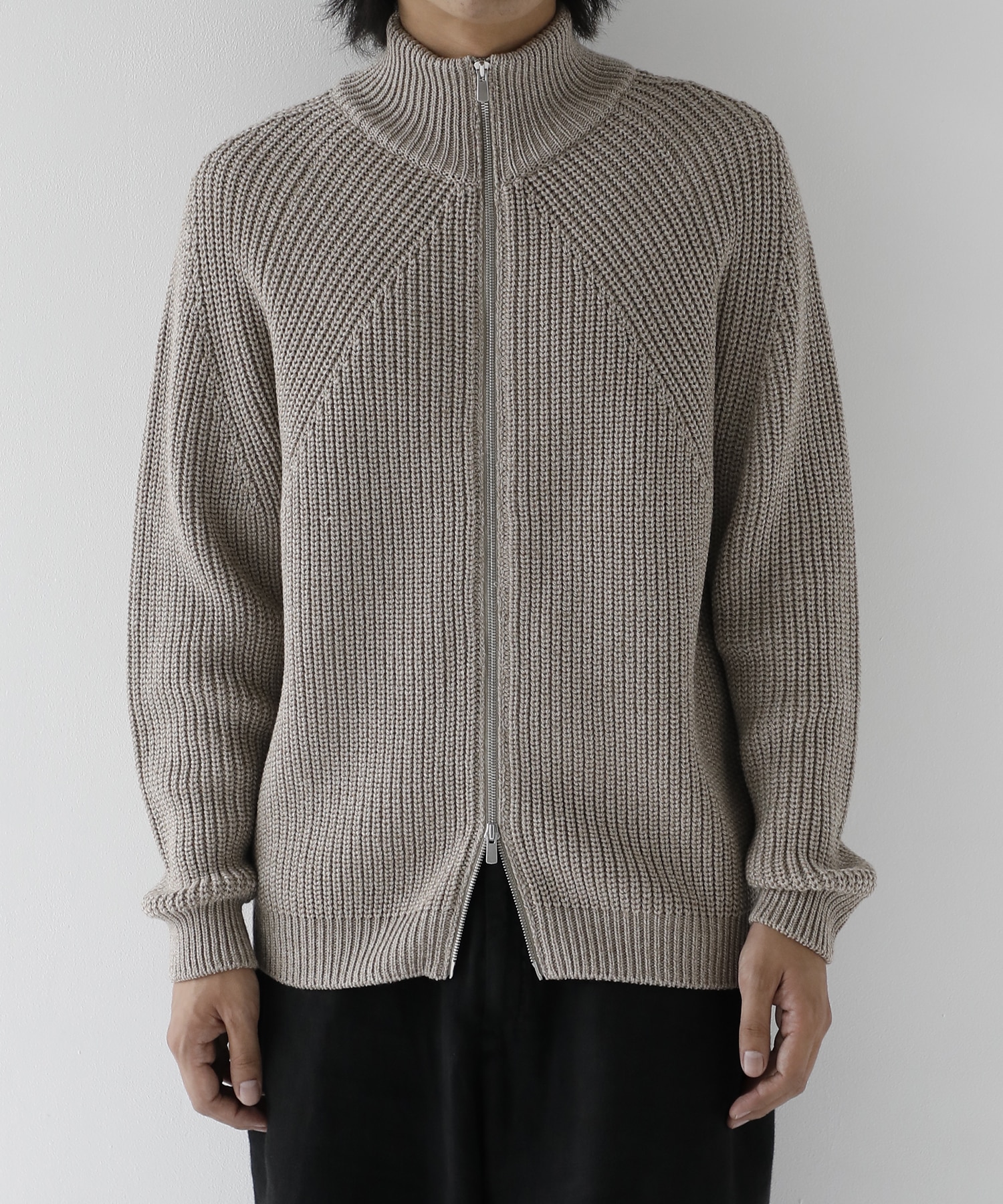 SIGNATURE DRIVERS KNIT BATONER