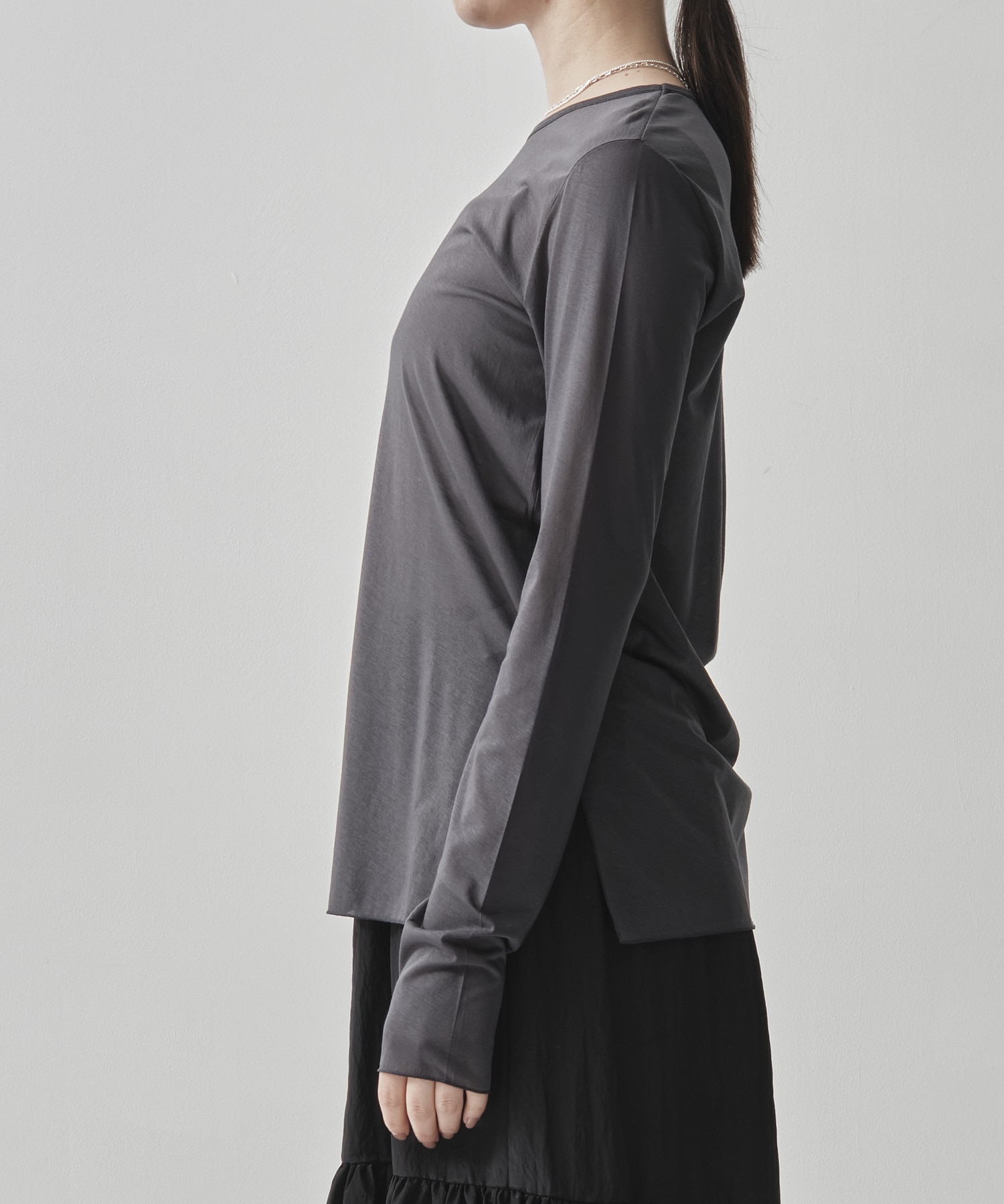 Side Slit Crew Neck Long Sleeve T GOOD PEOPLE GOOD STITCHING GOOD PRODUCT