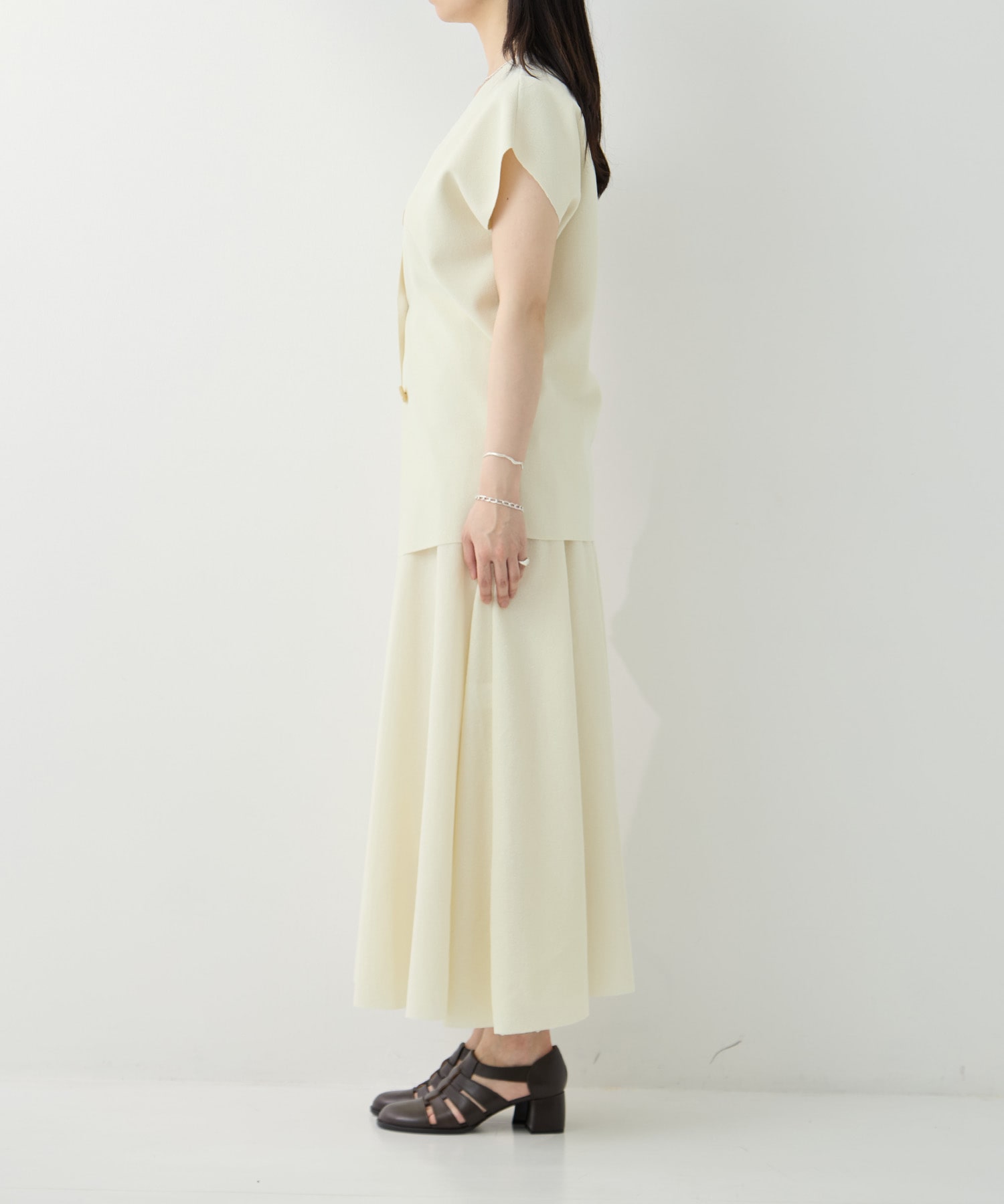 Dry Knit Flare Skirt WRAPINKNOT