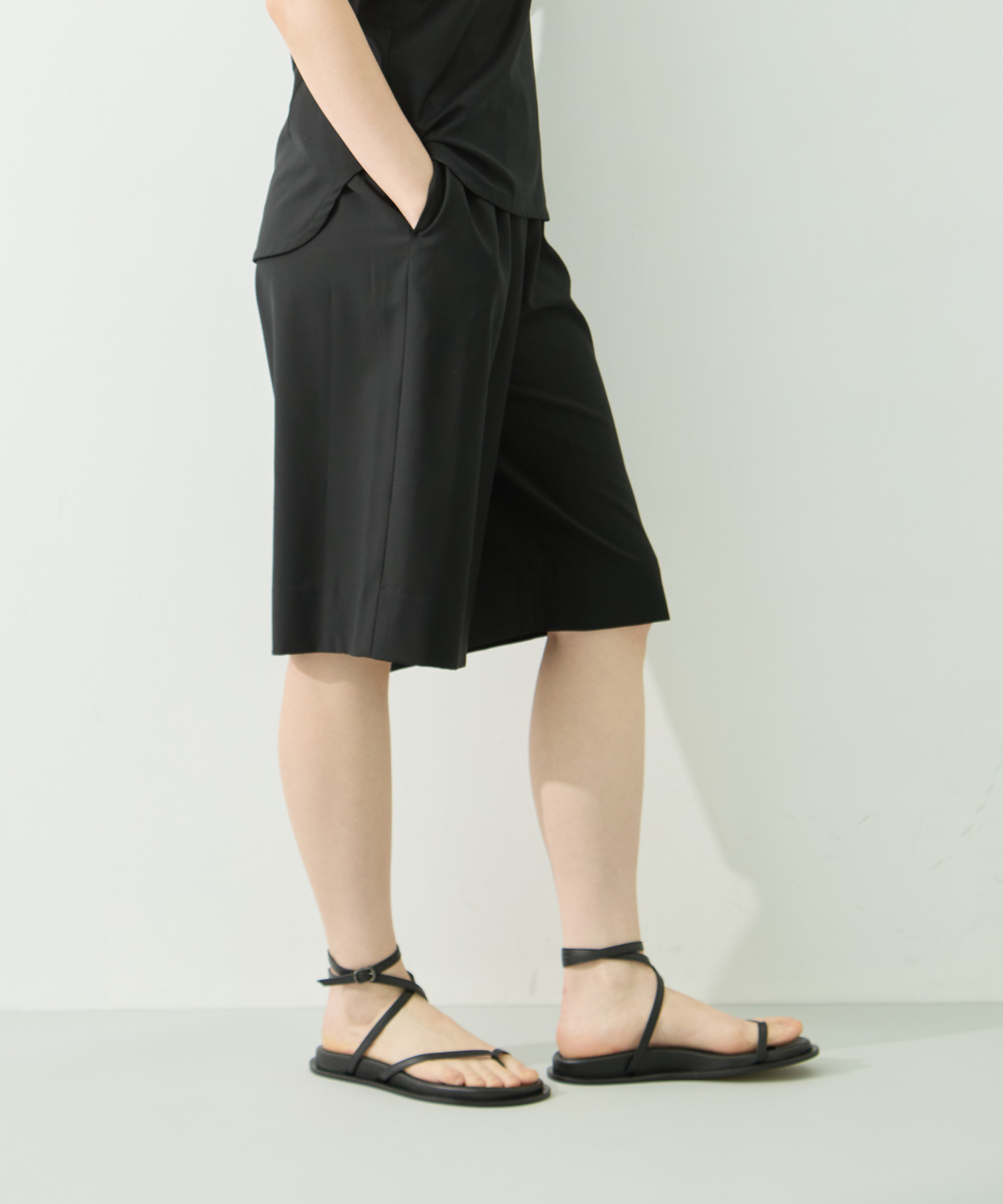 lether hold thumb sandal IIROT