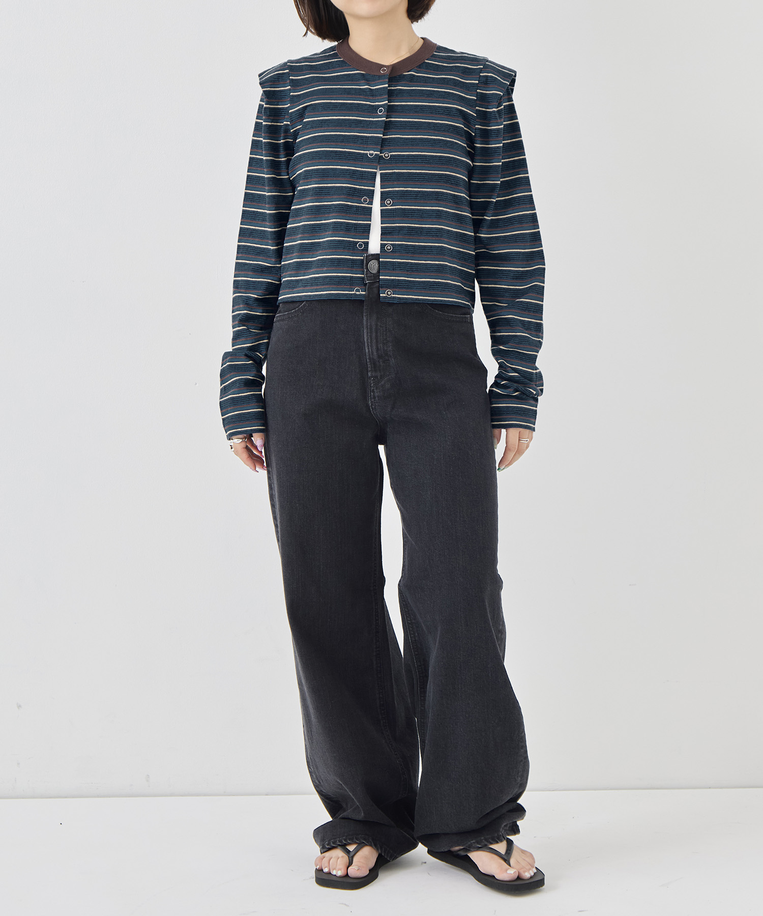Multi-Border Tucked Shoulder Cardigan PHEENY