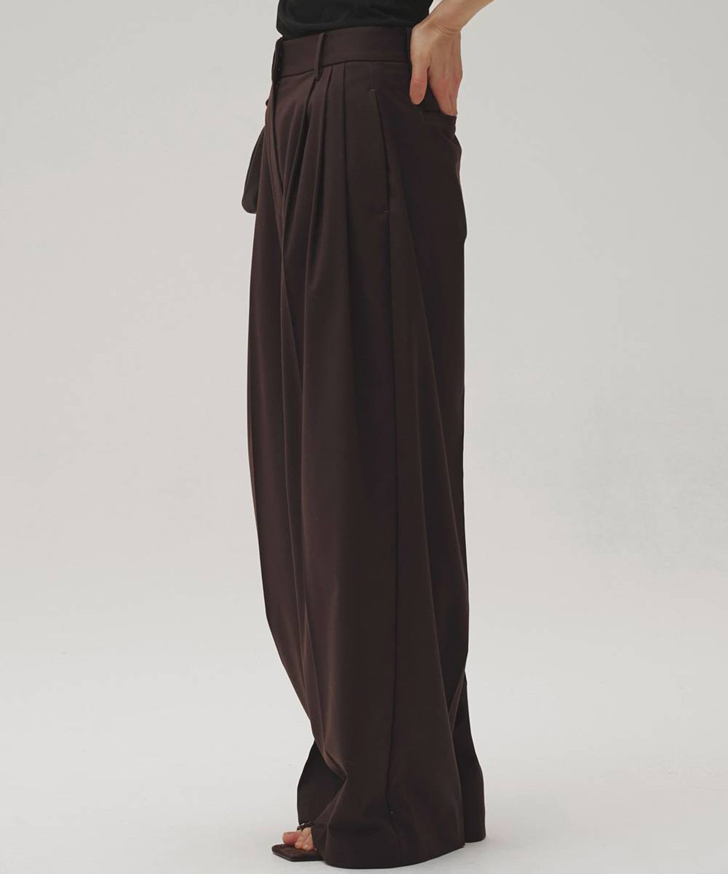 Lightweight Tuck Trousers TODAYFUL