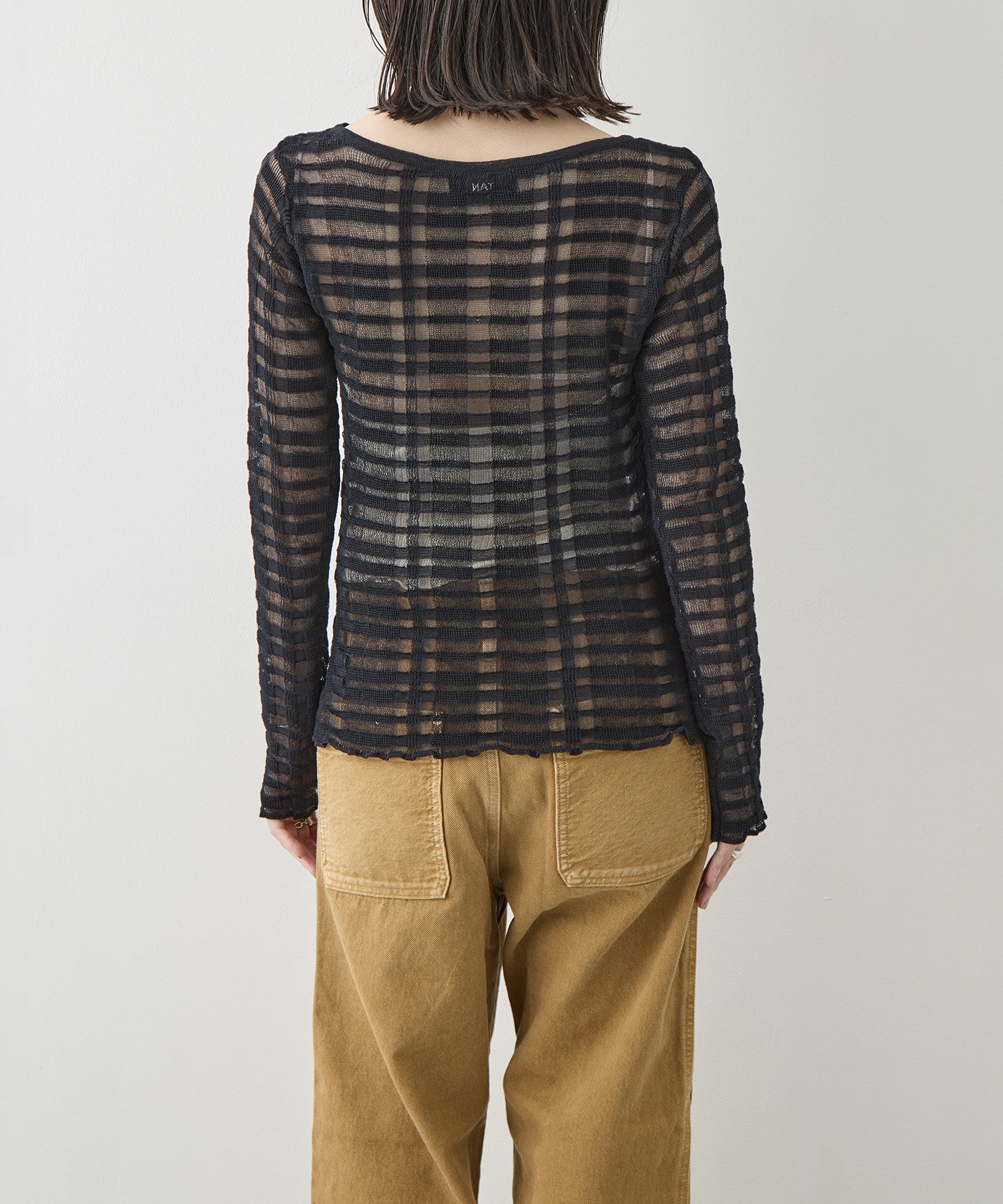 FLOWING CHECKED KNIT PULLOVER TAN