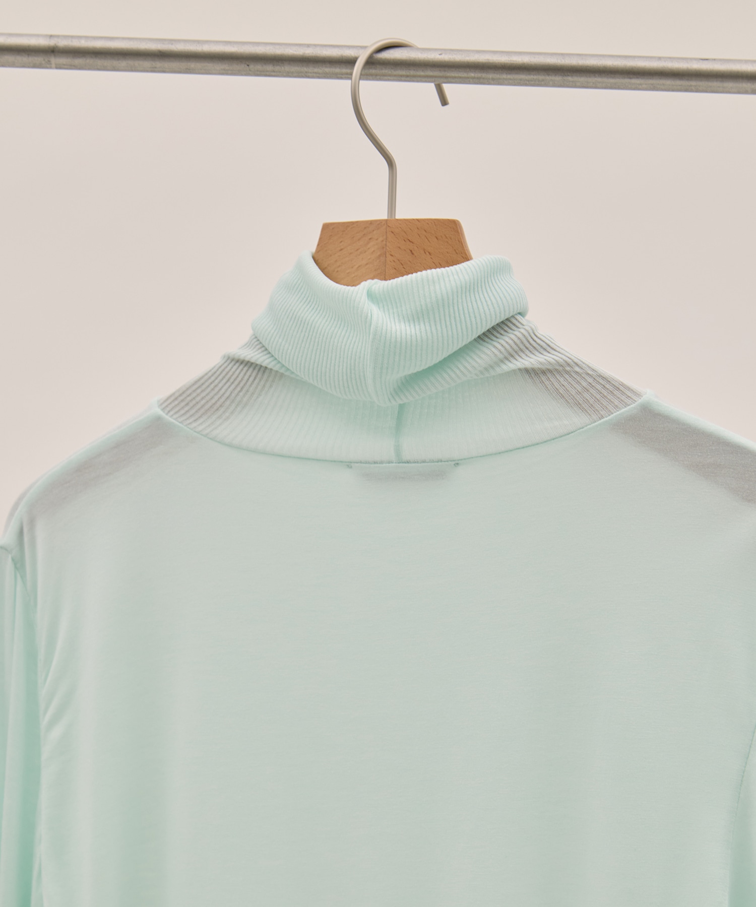 MODAL SILK JERSEY TURTLENECK PULLOVER ATON