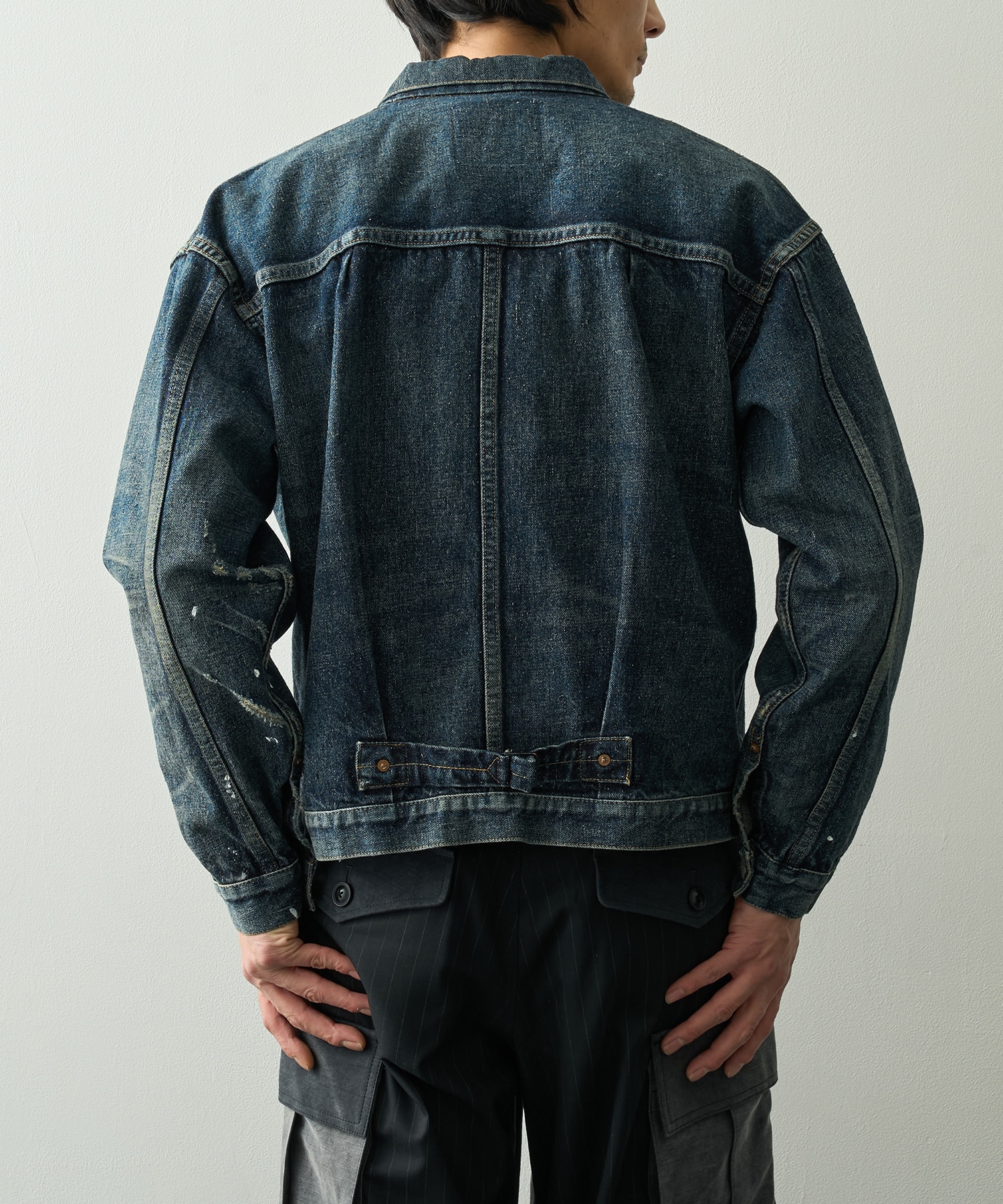 #001 T-BACK DENIM JACKET New Manual