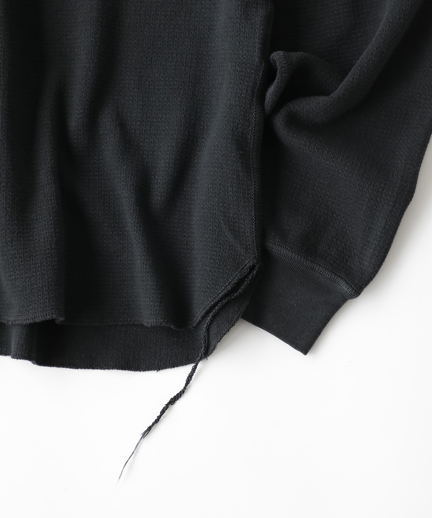 WタックラグランヘンリーネックロンT REMI RELIEF