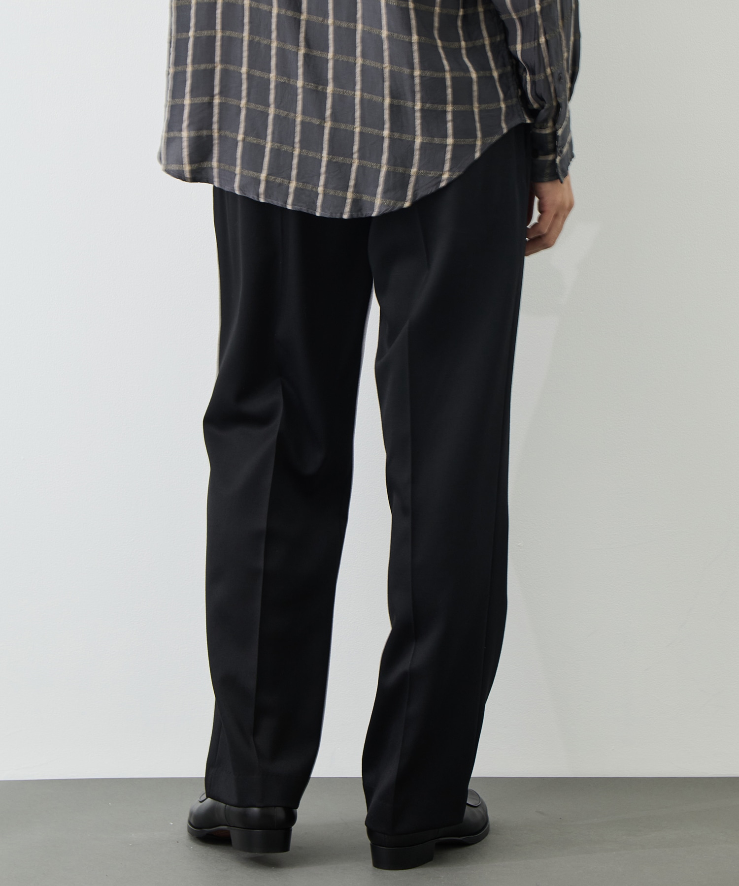 WOOL TWO TUCK SLACKS FUJI