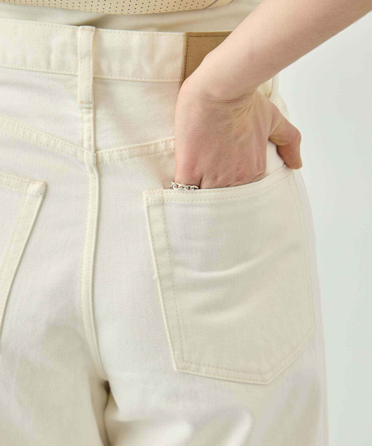 ナチュラルスラブバレルレッグデニム KEY TIMEZ