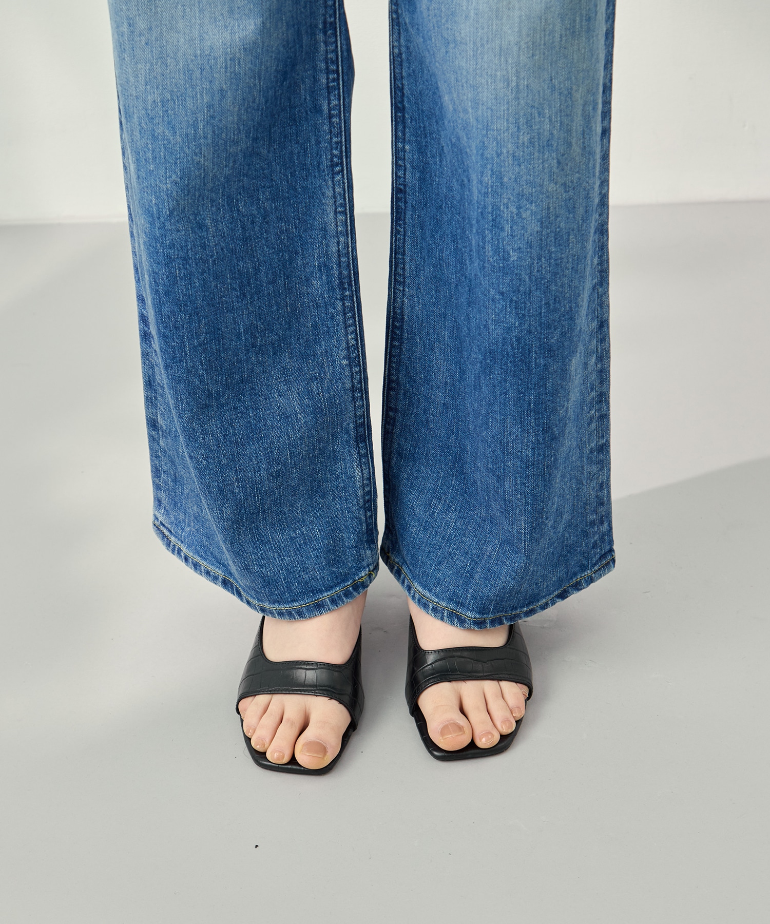 GINA(Straight) HBL YANUK