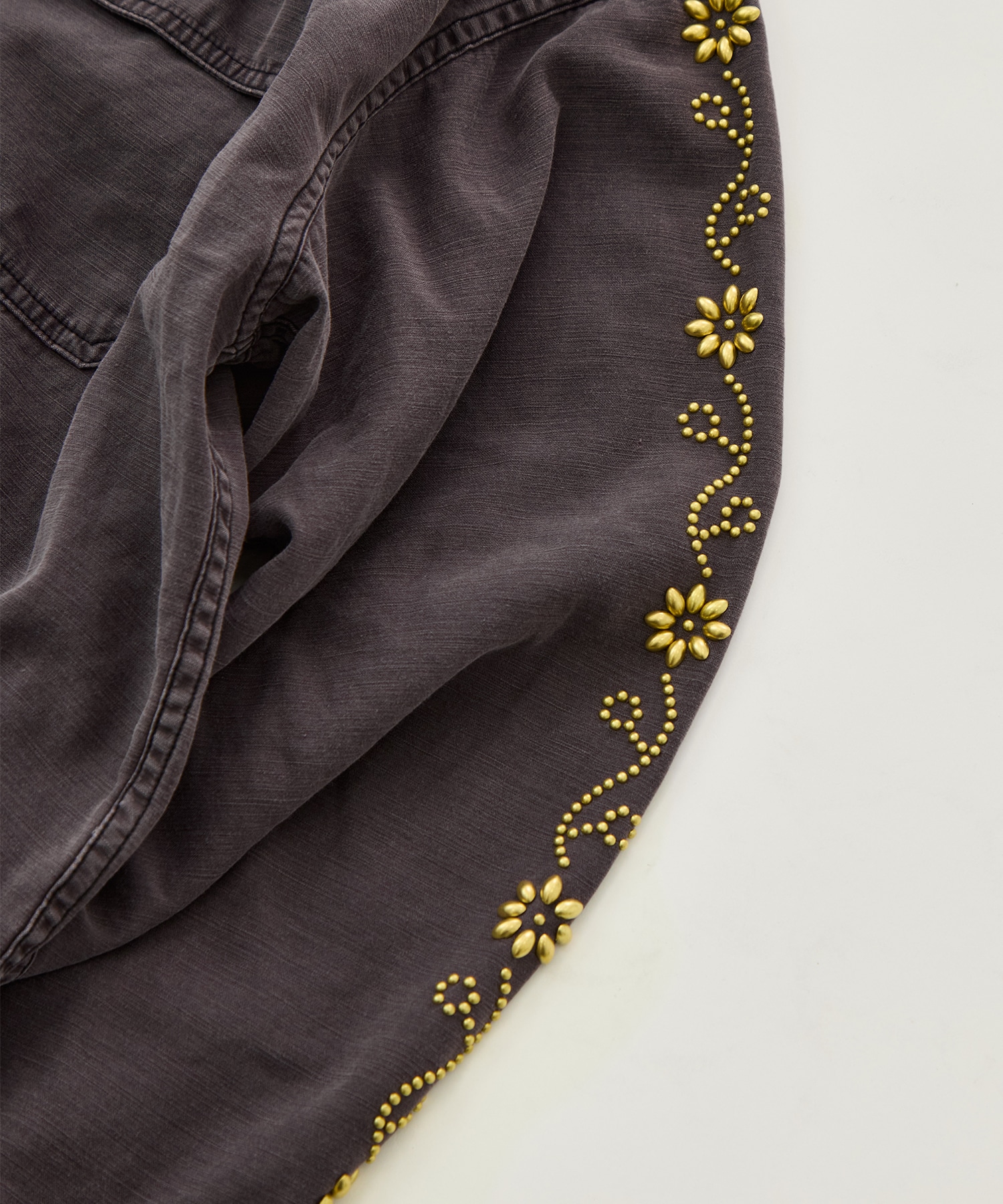 WIDE MILITARY SHIRT(袖：スタッズ) REMI RELIEF