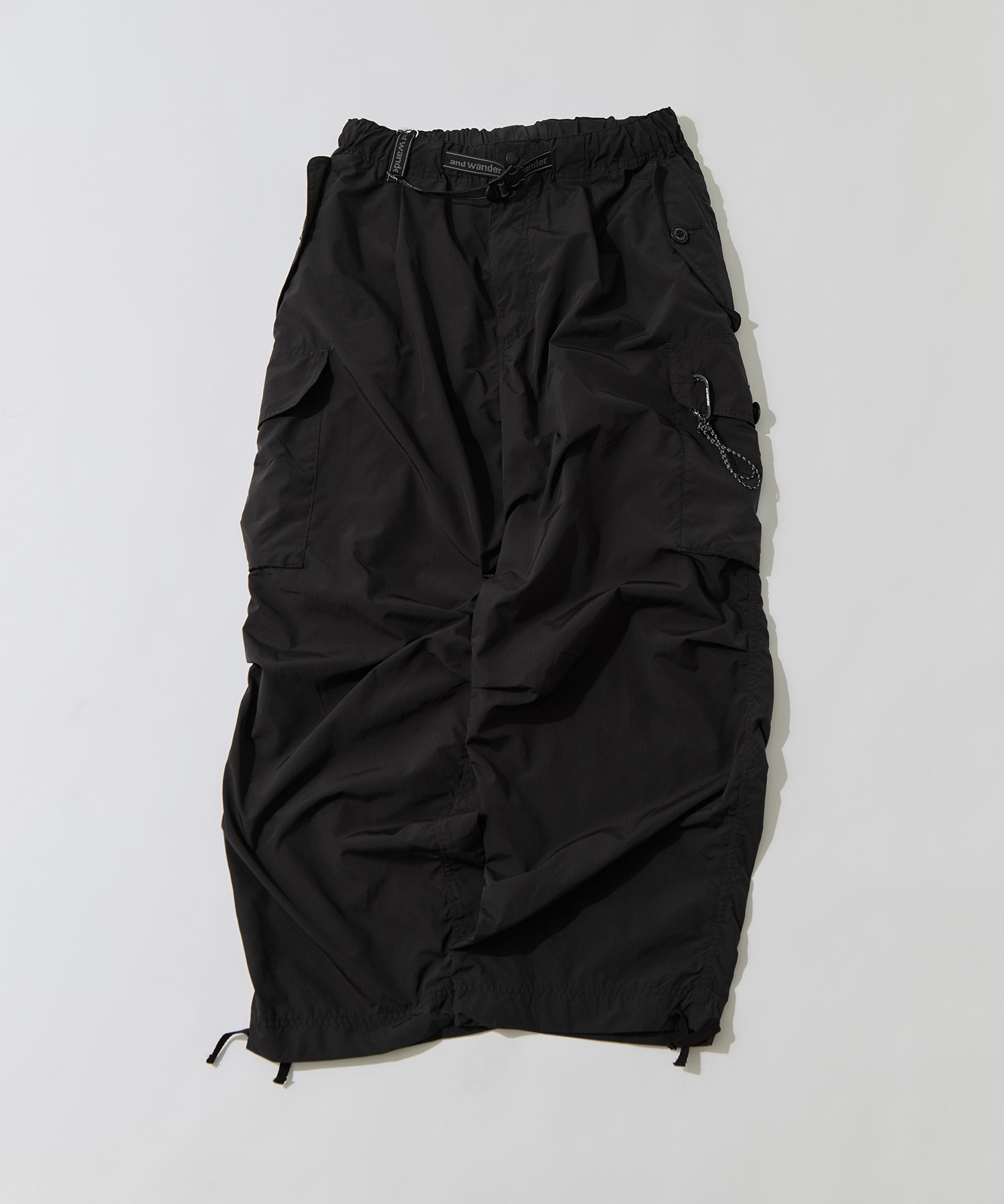OVERSIZED CARGO PANTS and wander