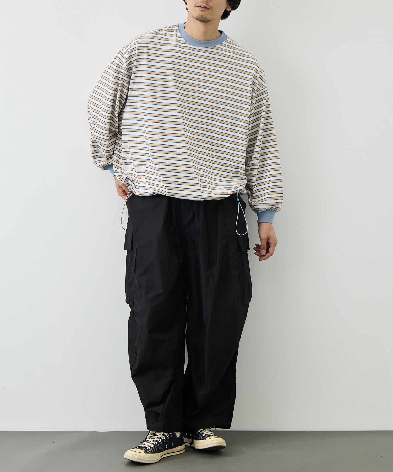 Balloon Border Long-sleeve T-Shirt is-ness