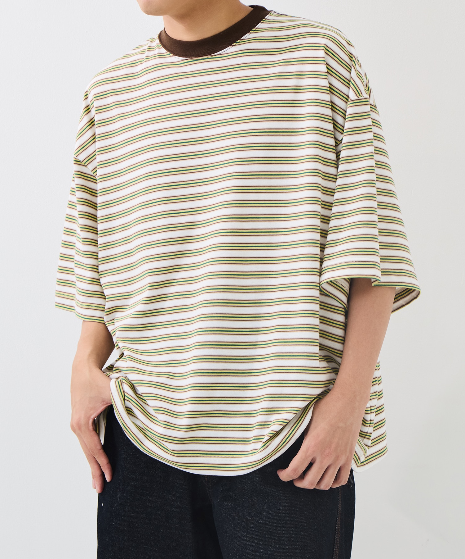 Balloon Border Short-sleeve T-Shirt is-ness