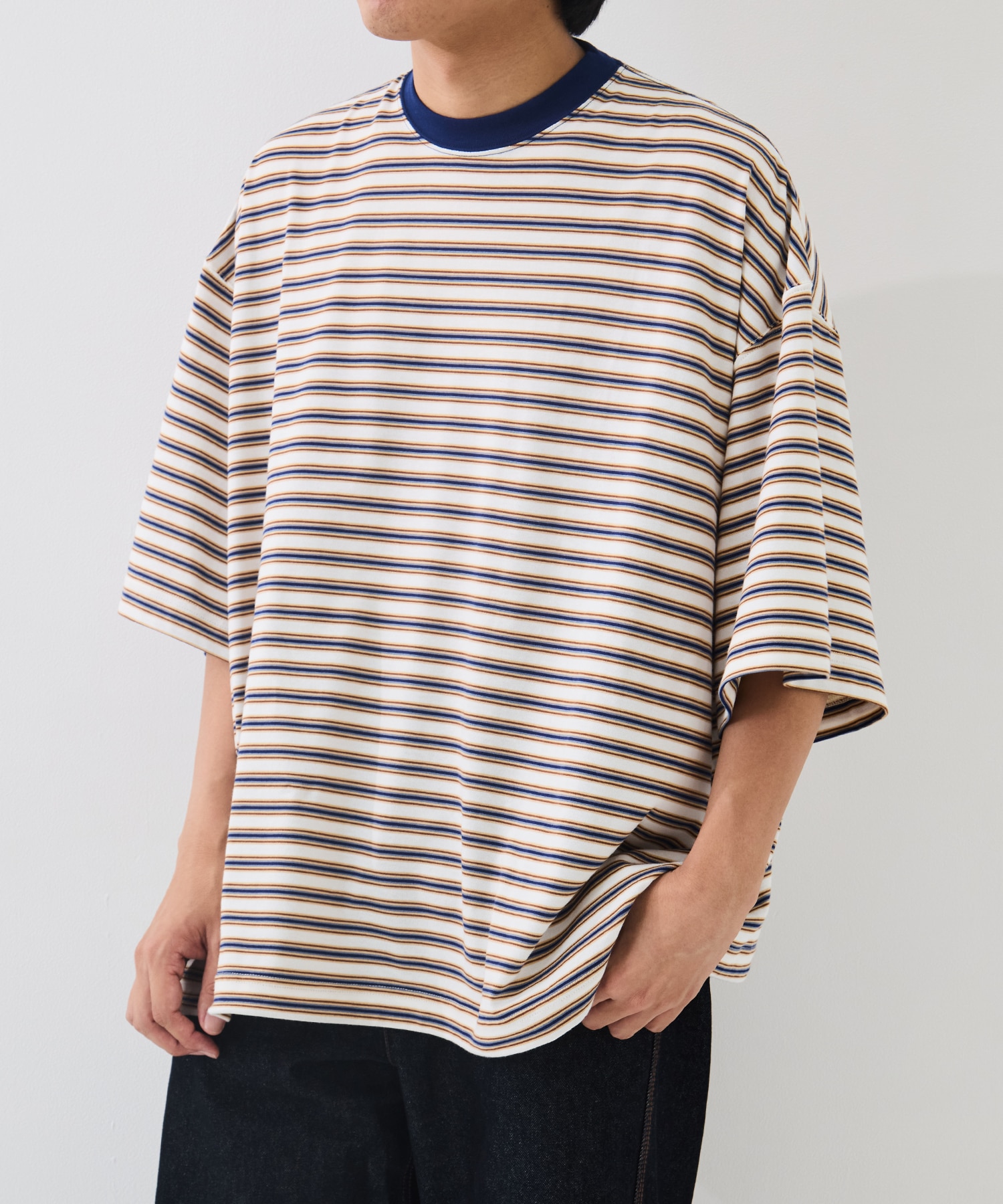 Balloon Border Short-sleeve T-Shirt is-ness