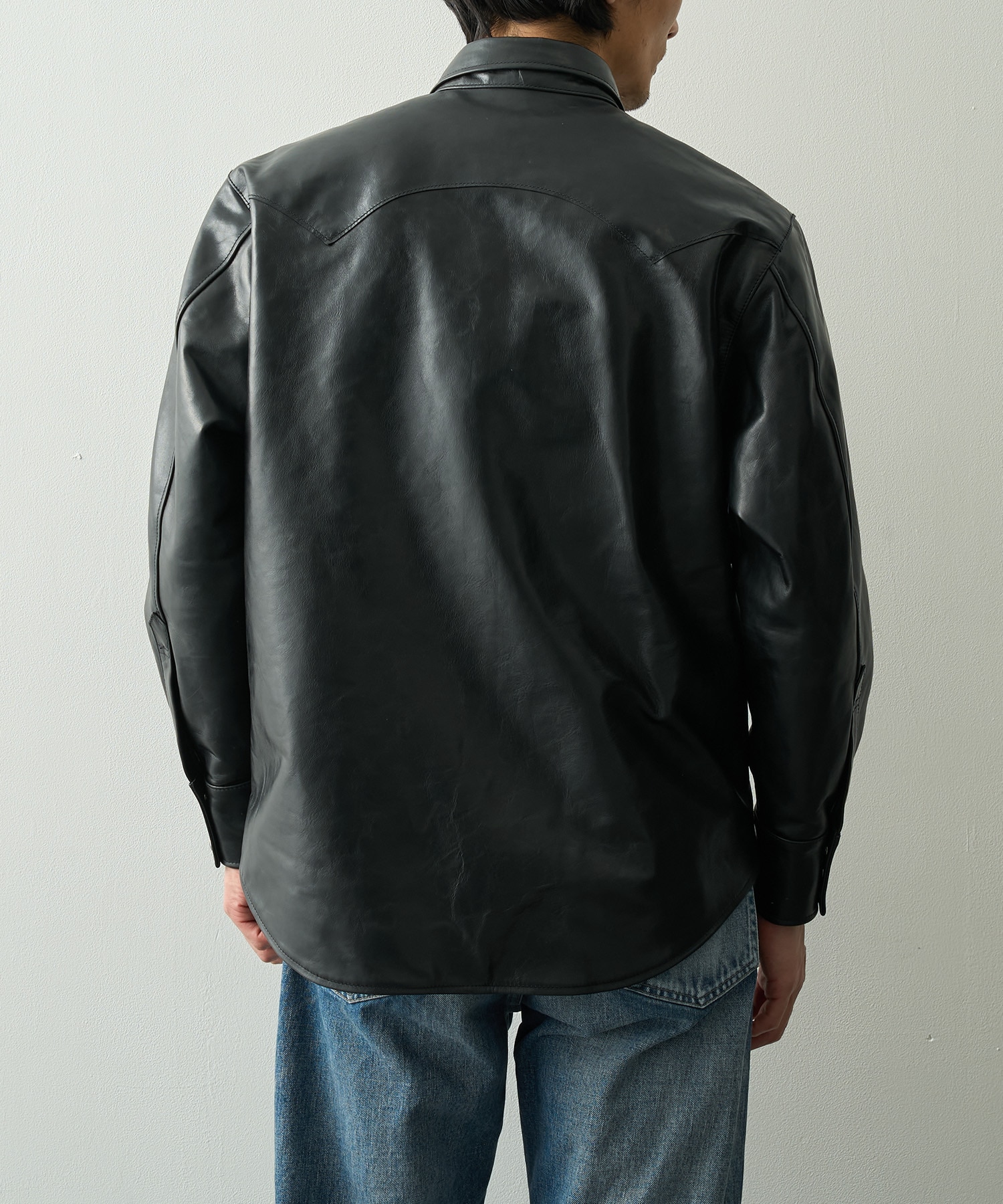 HORSE LEATHER SHIRT VINTAGE W MASSES