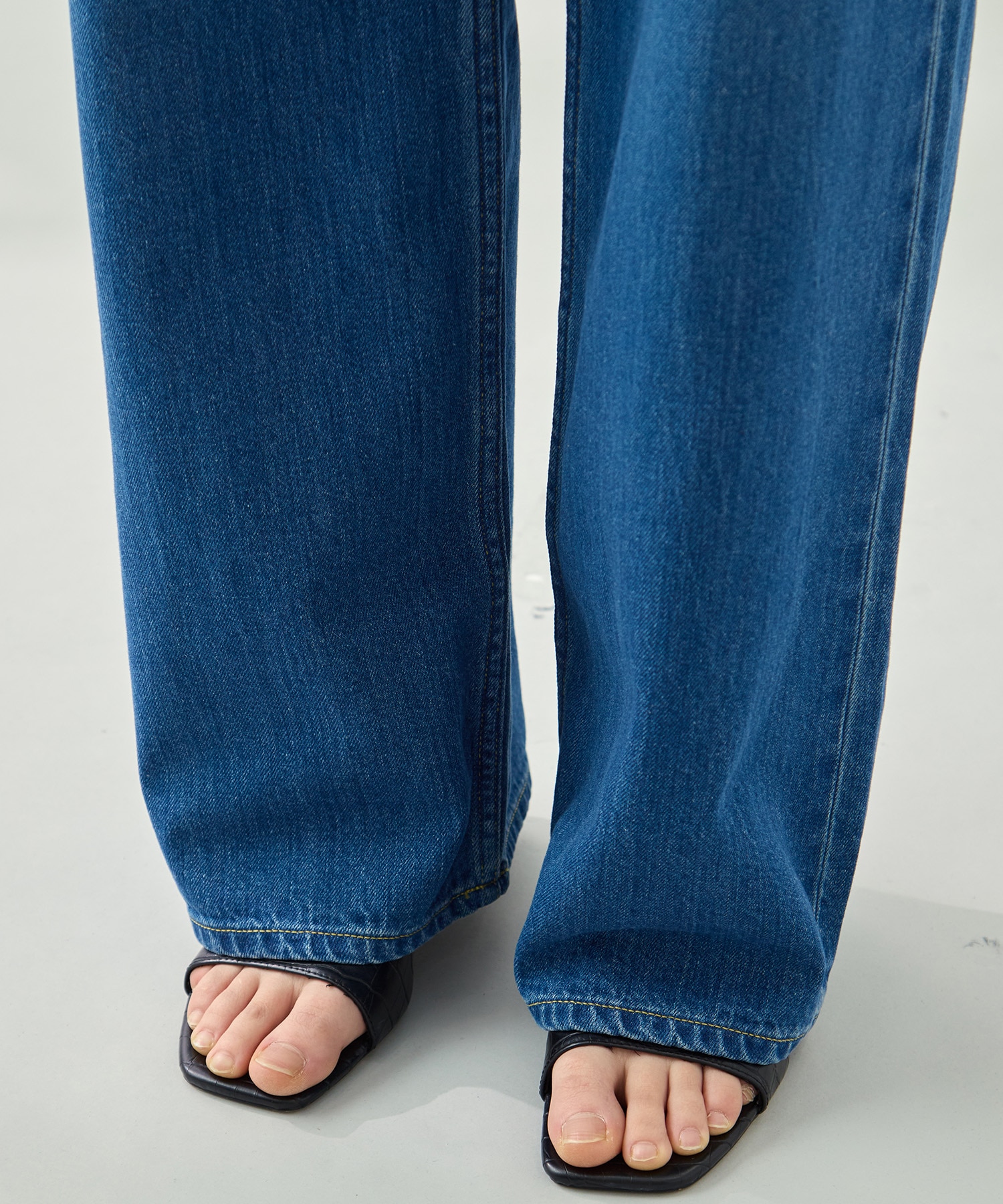 セルビッチストレートデニム KEY TIMEZ