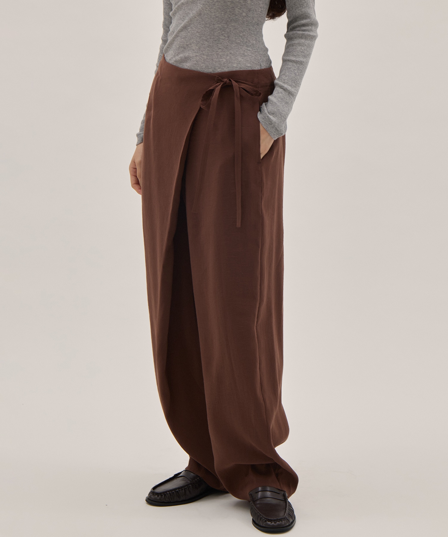 RAYON-POLYESTER BROAD TROUSERS YLEVE