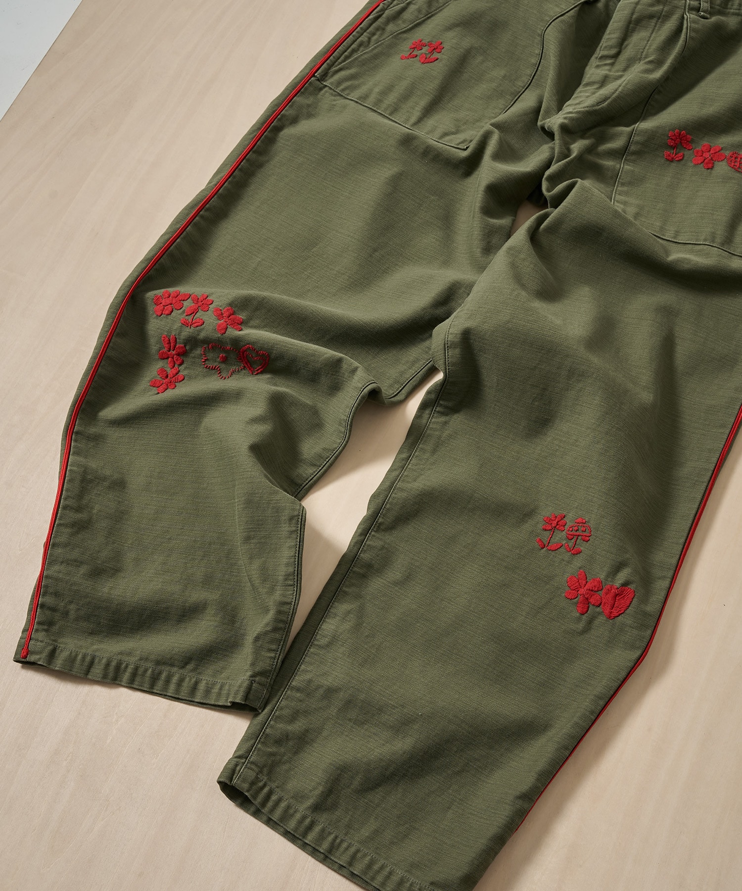 ルーラブーラベーカーパンツ BRU NA BOINNE