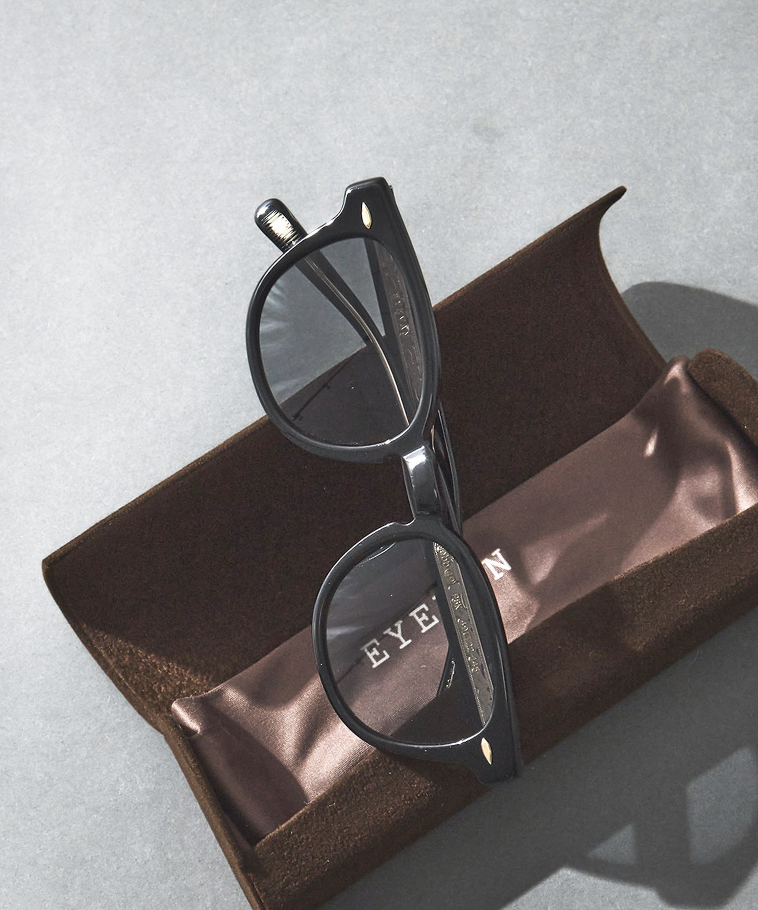 Webb(49) PBK-GRY. EYEVAN