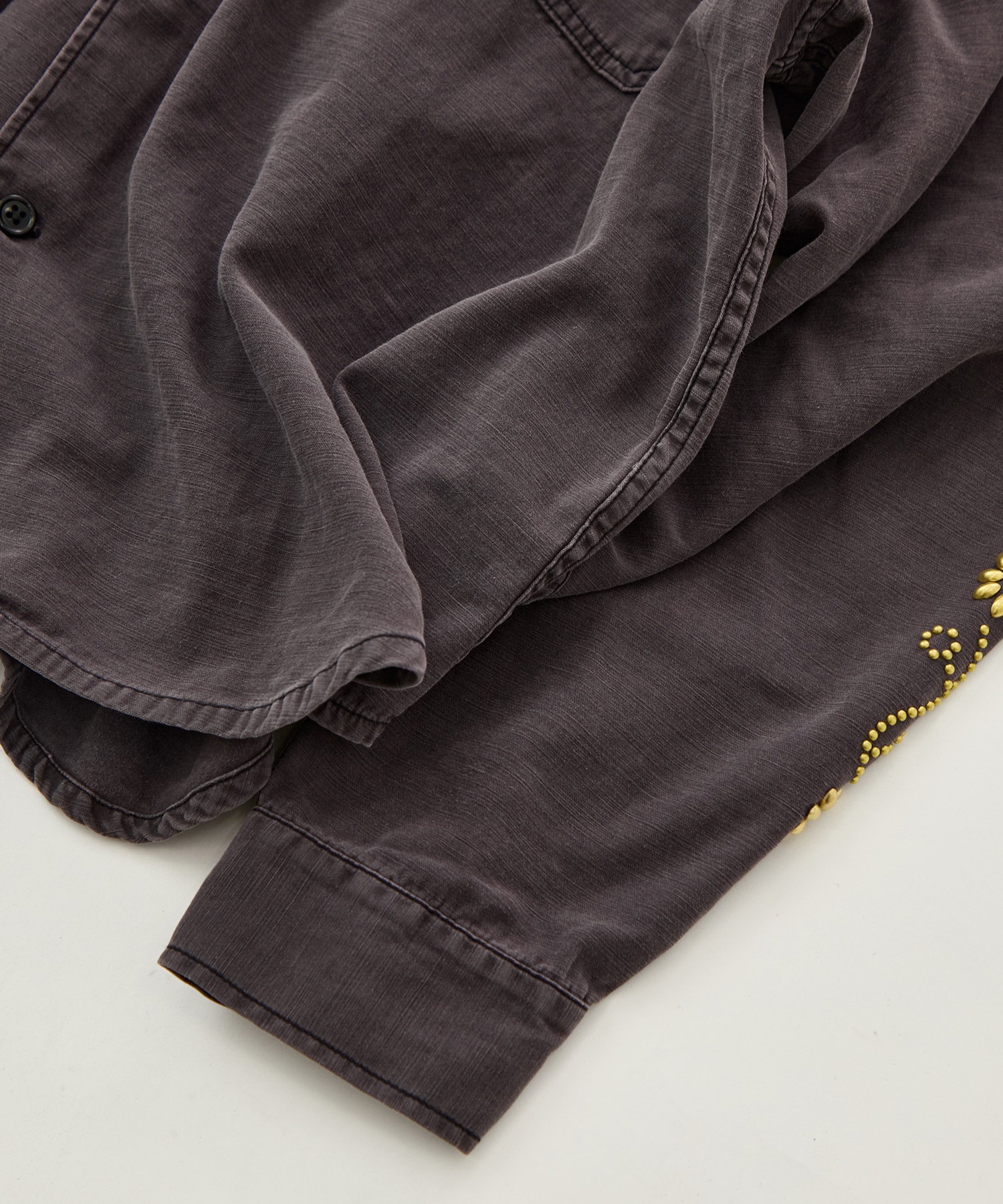 WIDE MILITARY SHIRT(袖：スタッズ) REMI RELIEF