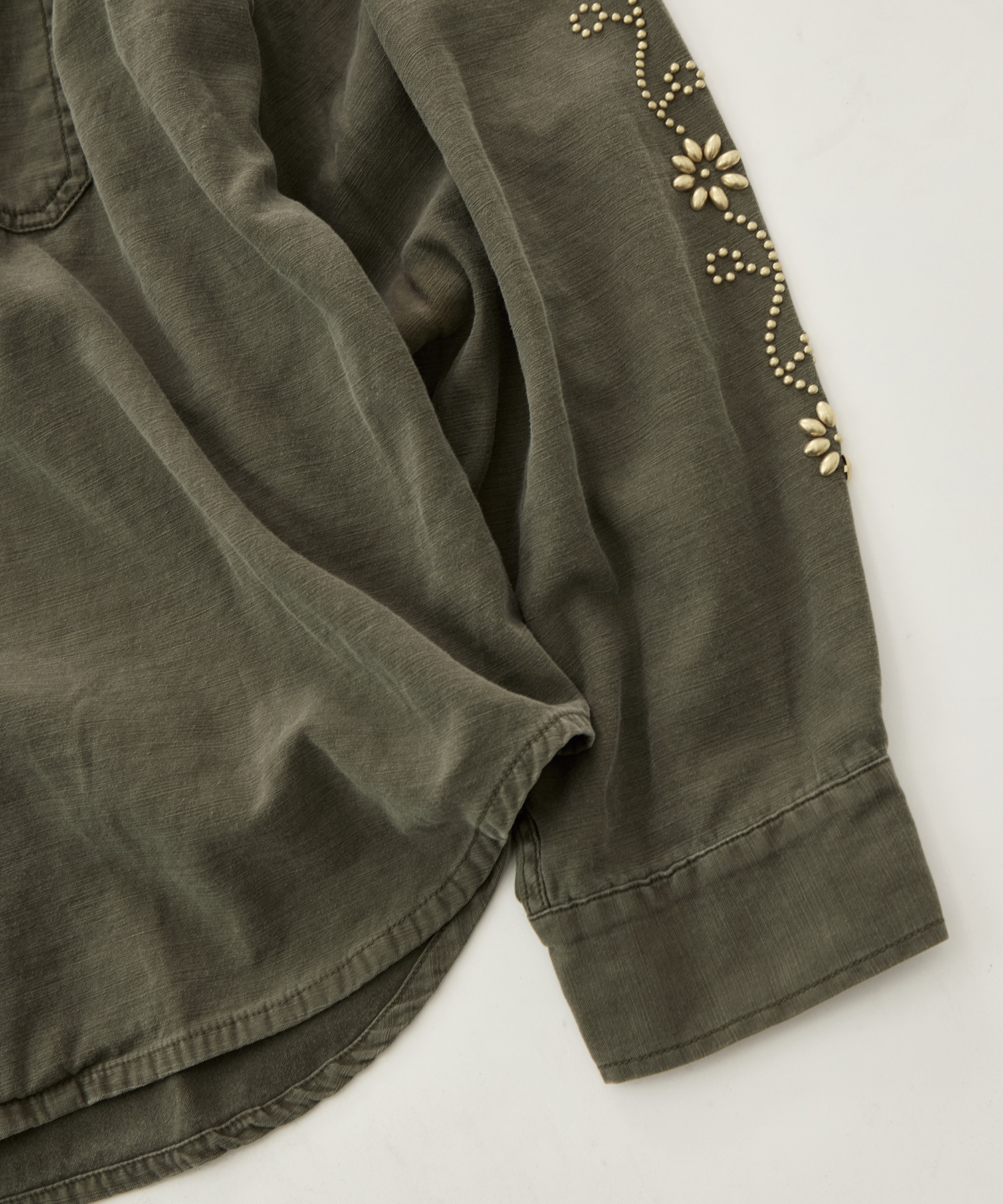 WIDE MILITARY SHIRT(袖：スタッズ) REMI RELIEF