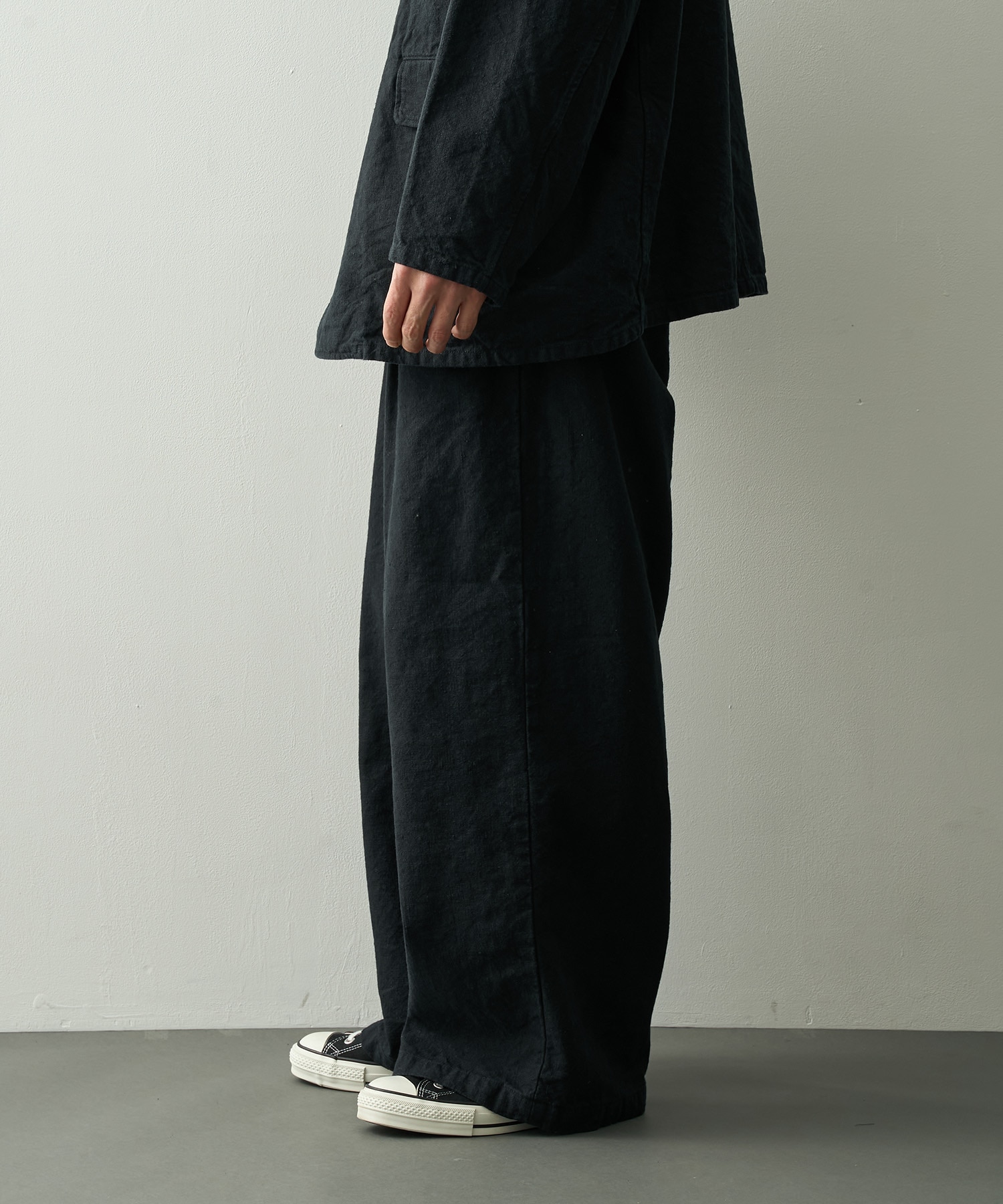 C/Li Canvas 2 Tuck Trousers COOTIE PRODUCTIONS