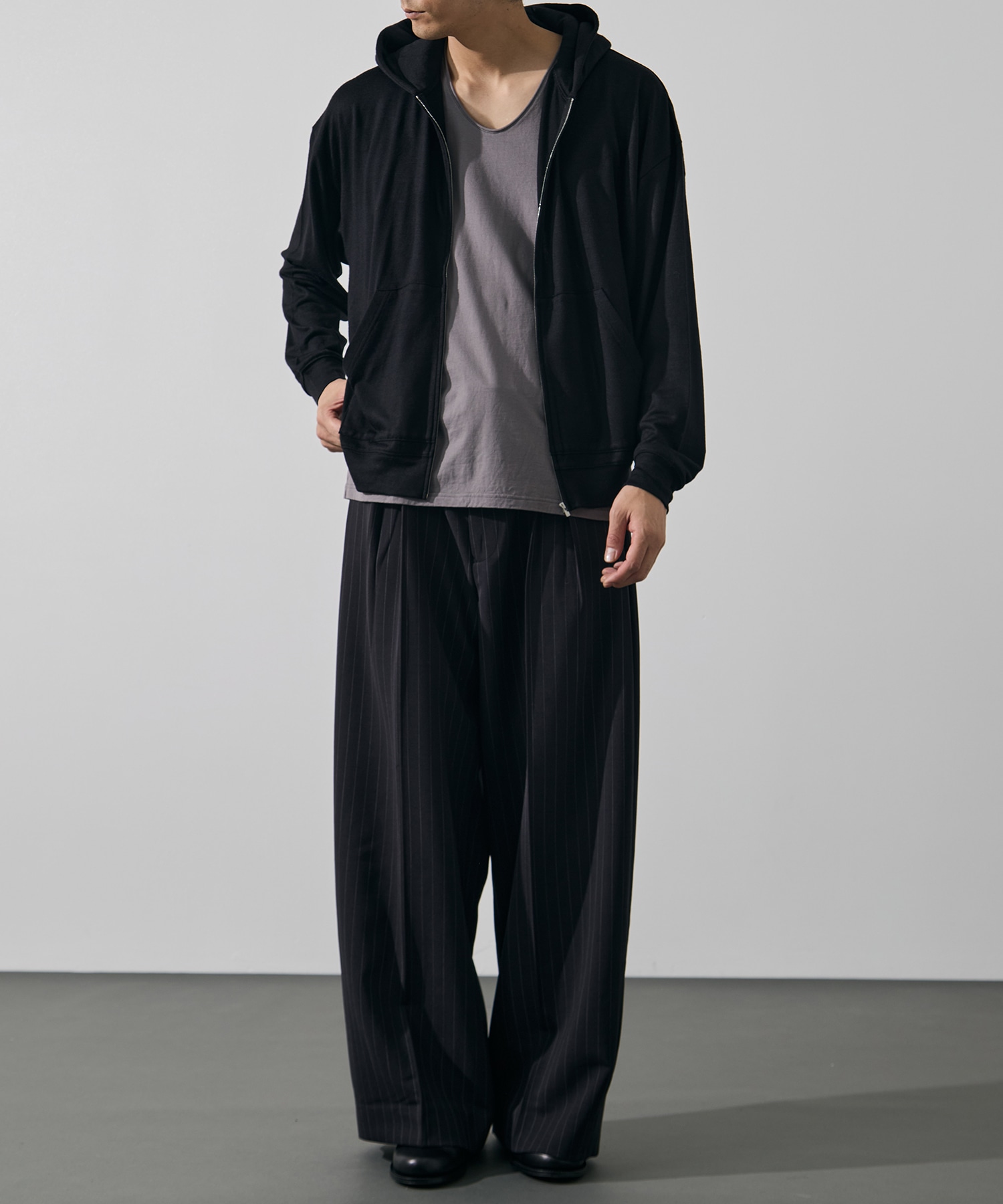 Pleats bonded wool pants KHOKI