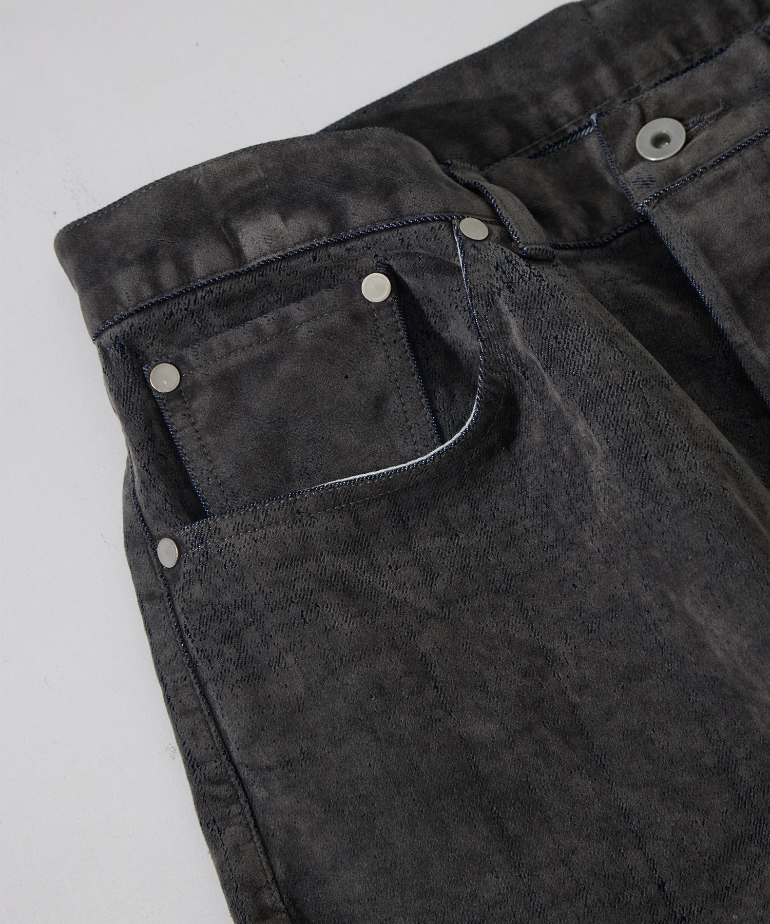 CYLINDER FIT JEANS marka