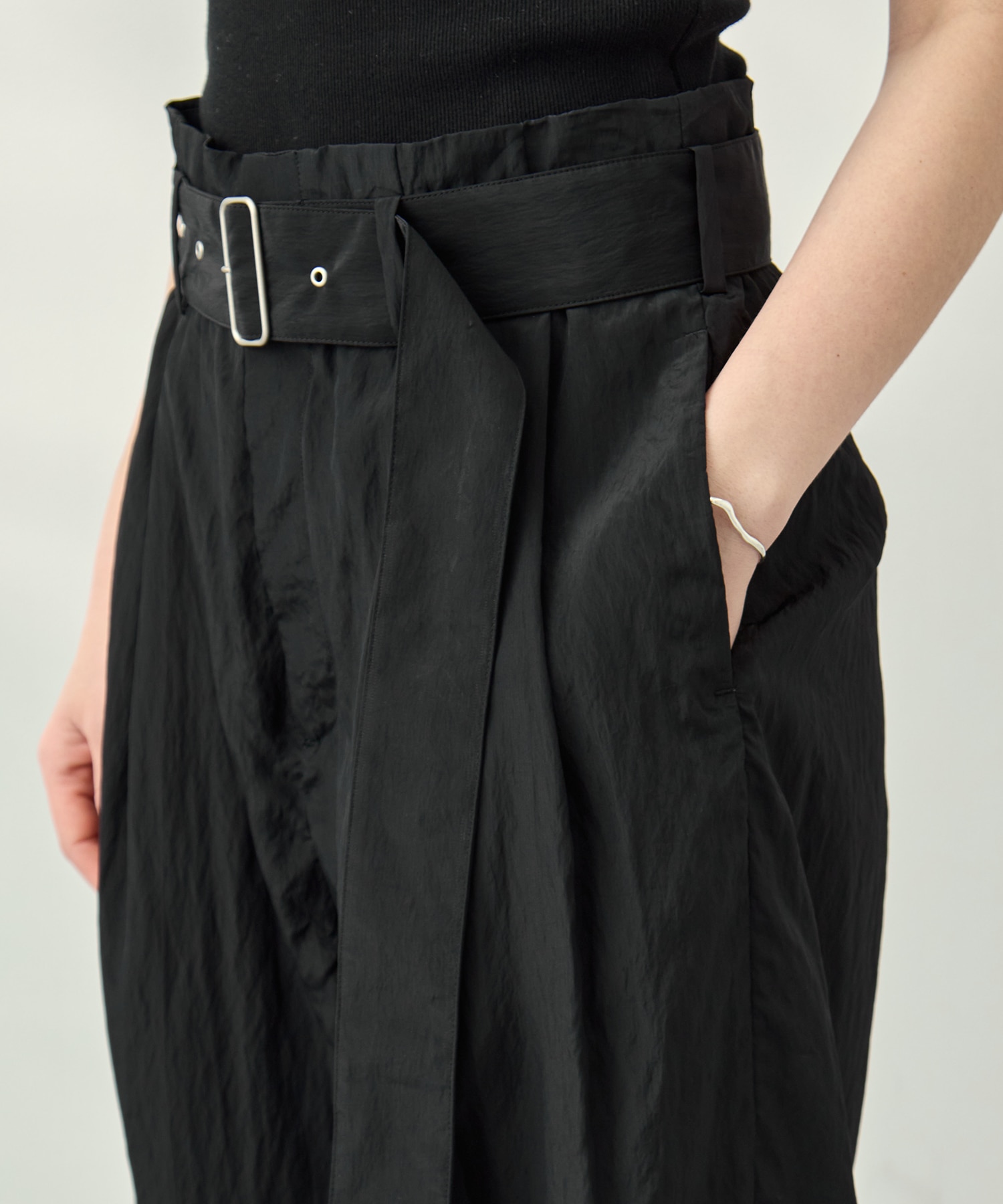 Viscose washer 2tuck belted wide pants 08sircus