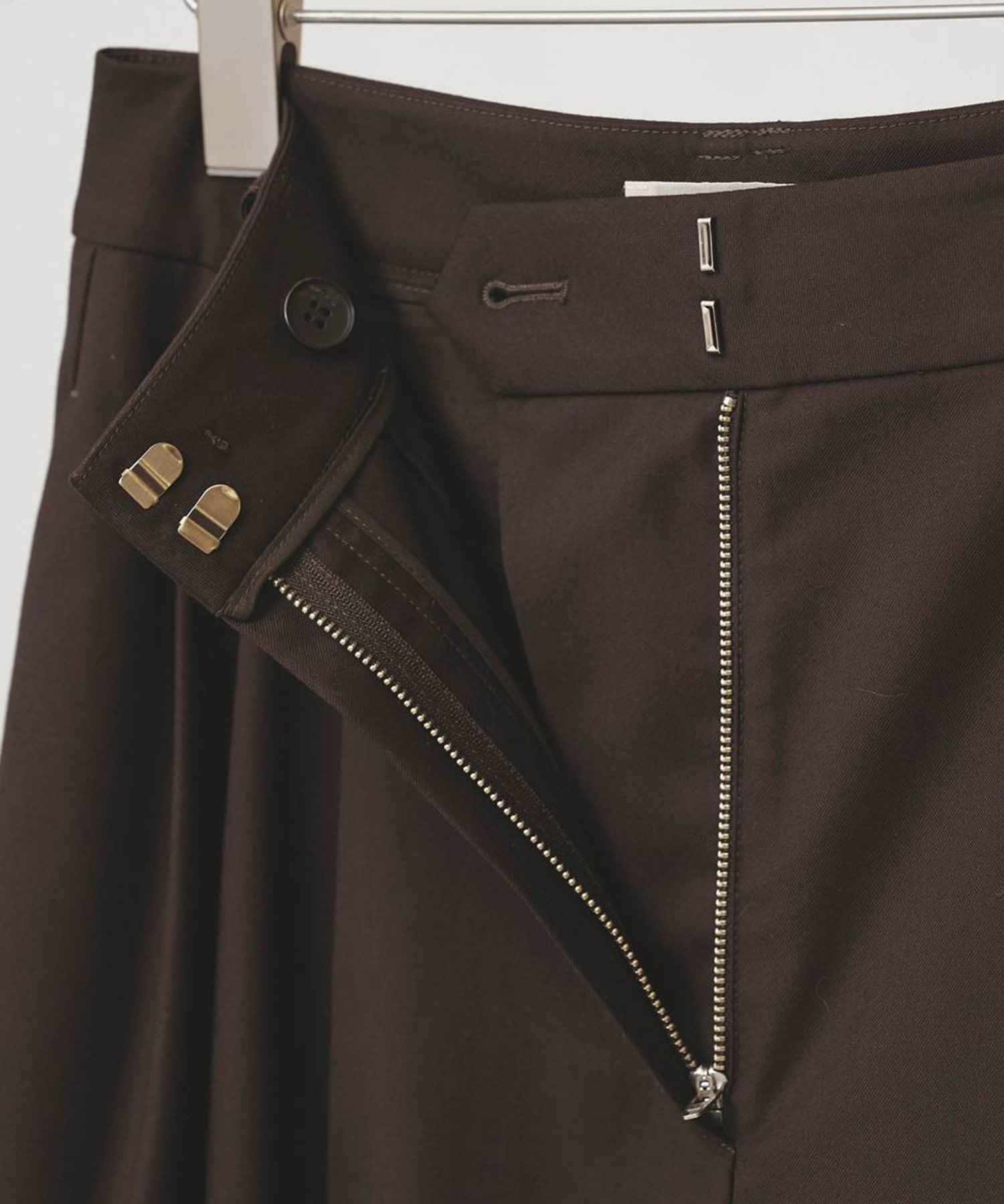 Lightweight Tuck Trousers TODAYFUL
