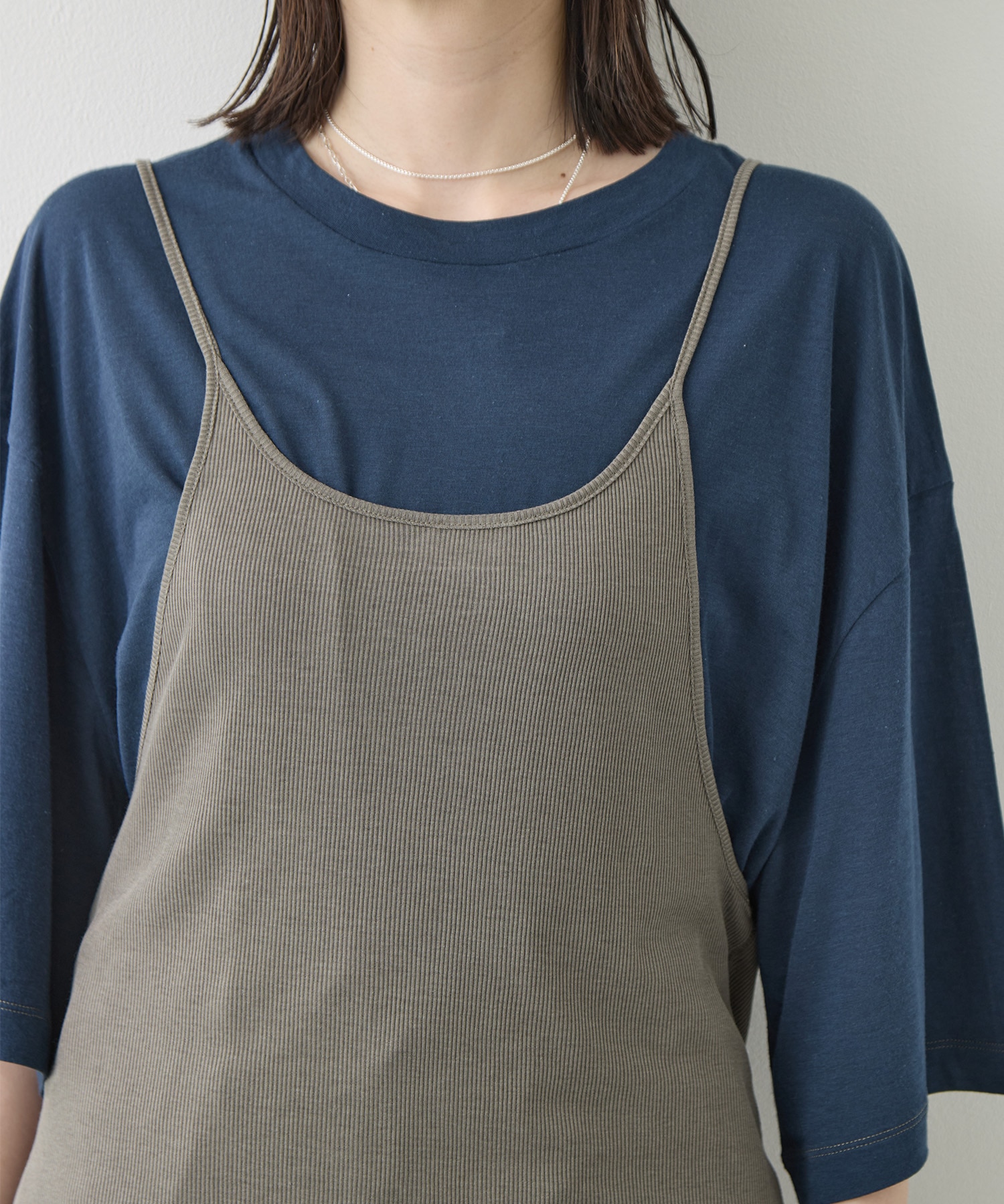 Camisole Top & Loose-fitting Tee - Unit Tops RhodolirioN