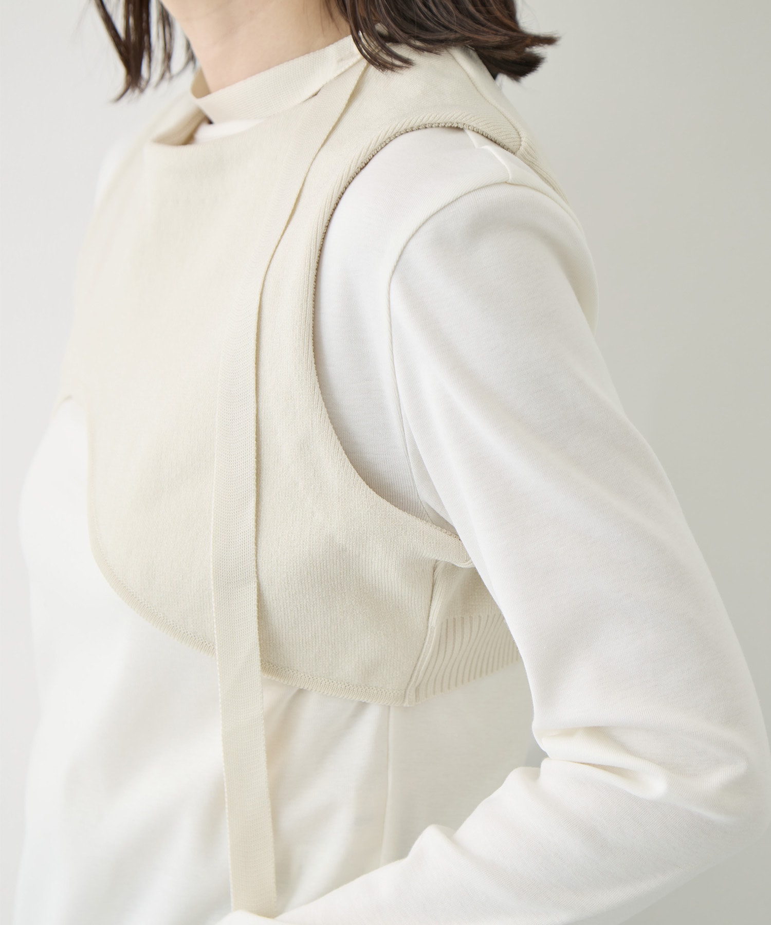 CURVED HEM KNIT TOPS TAN