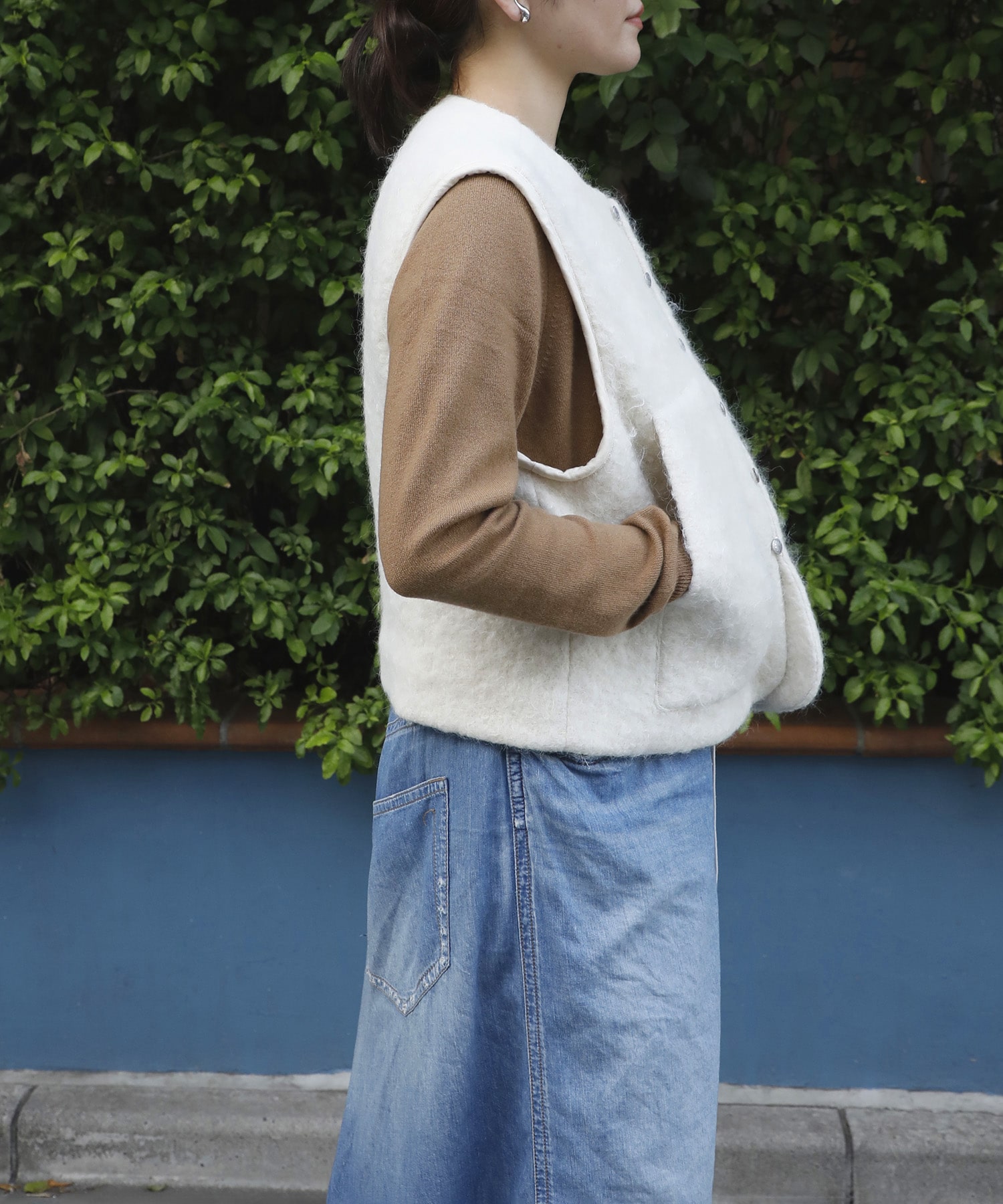 Tight Fit Cardigan INSCRIRE