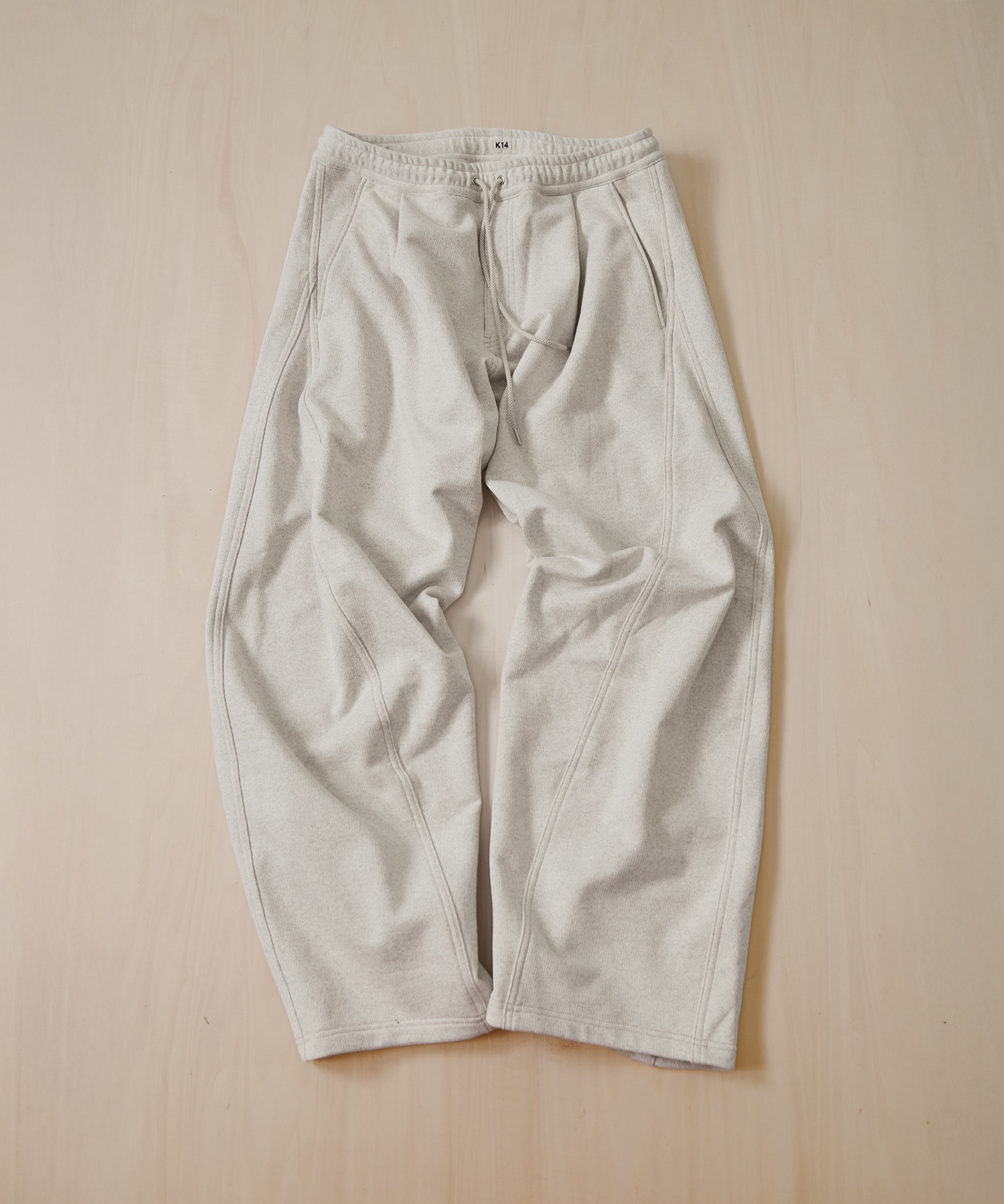 3D Cutting Sweat Pants