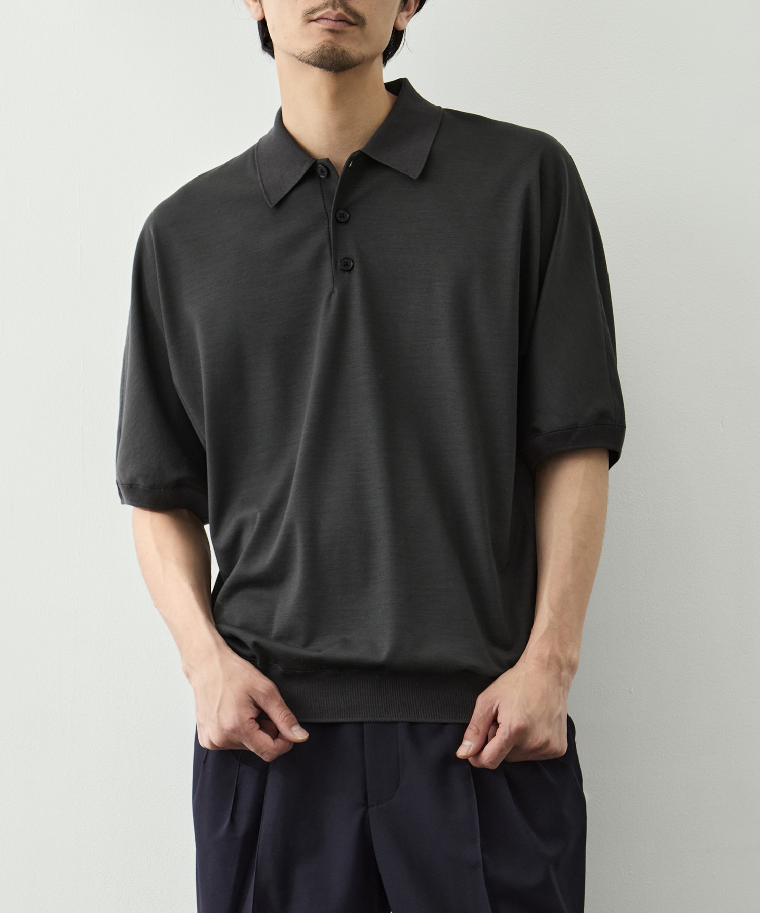Knit Reduced Collar Half Sleeve Polo
