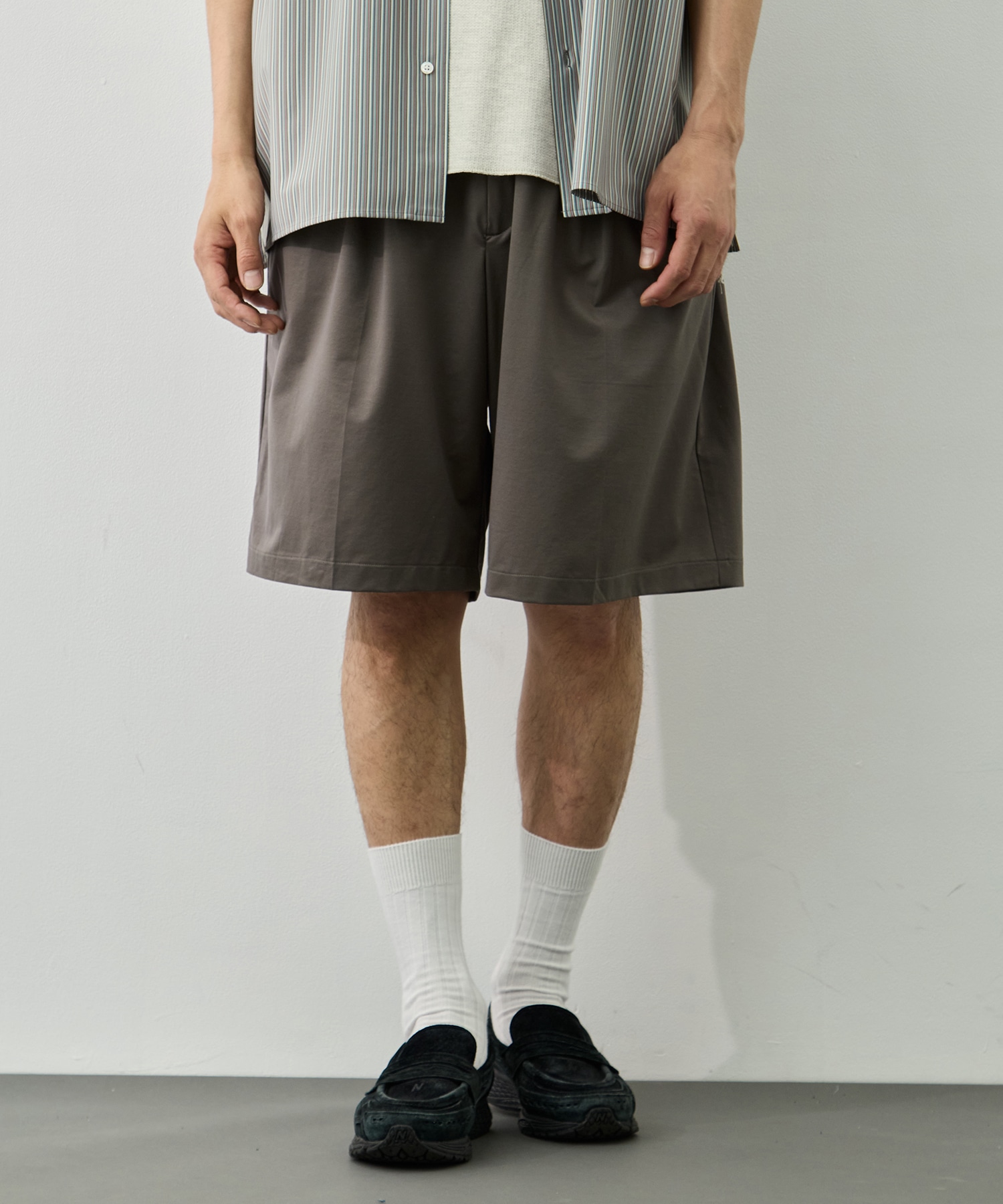 46G Pintuck Shorts